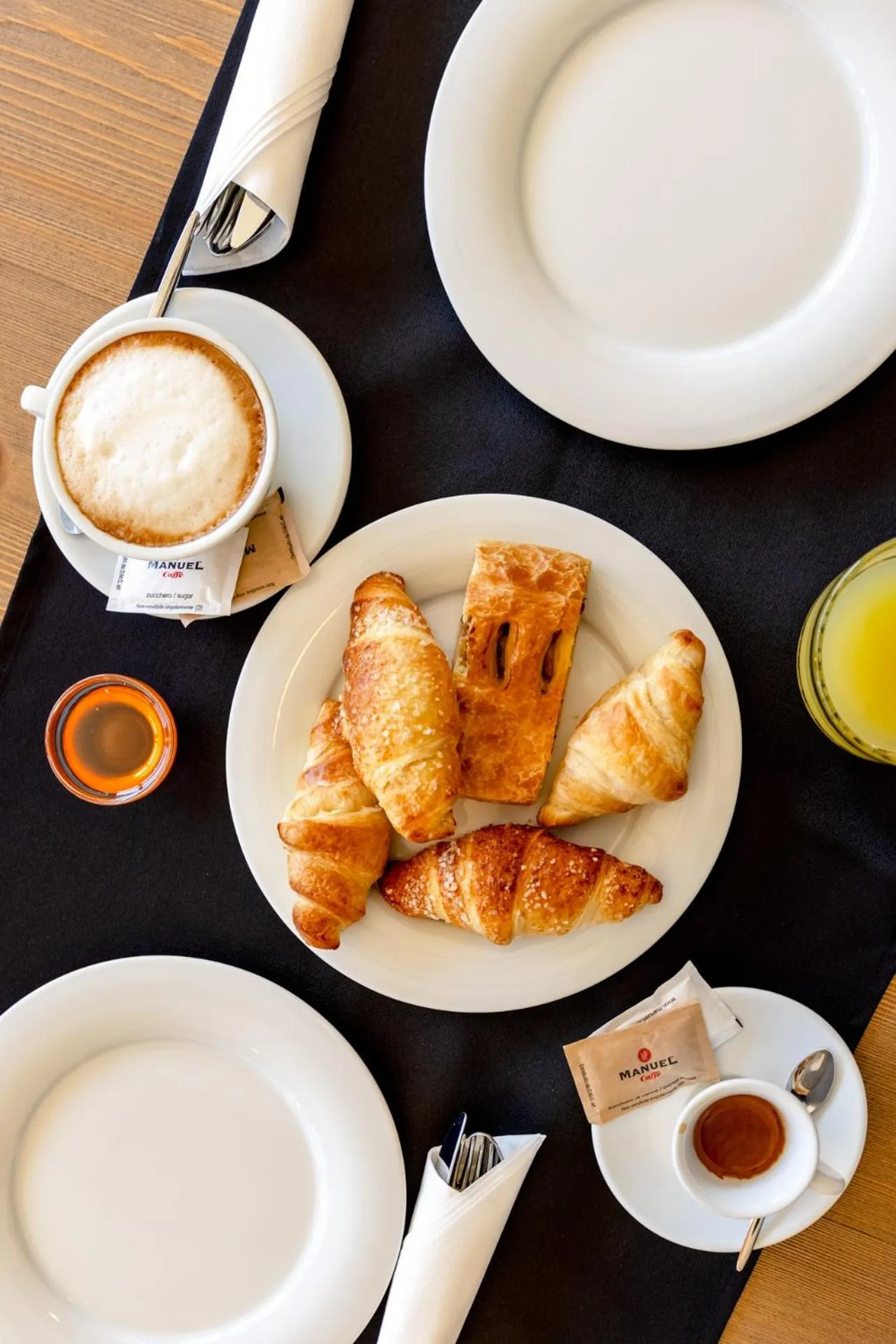 Food and drinks in Giallo Dolomiti Wellness