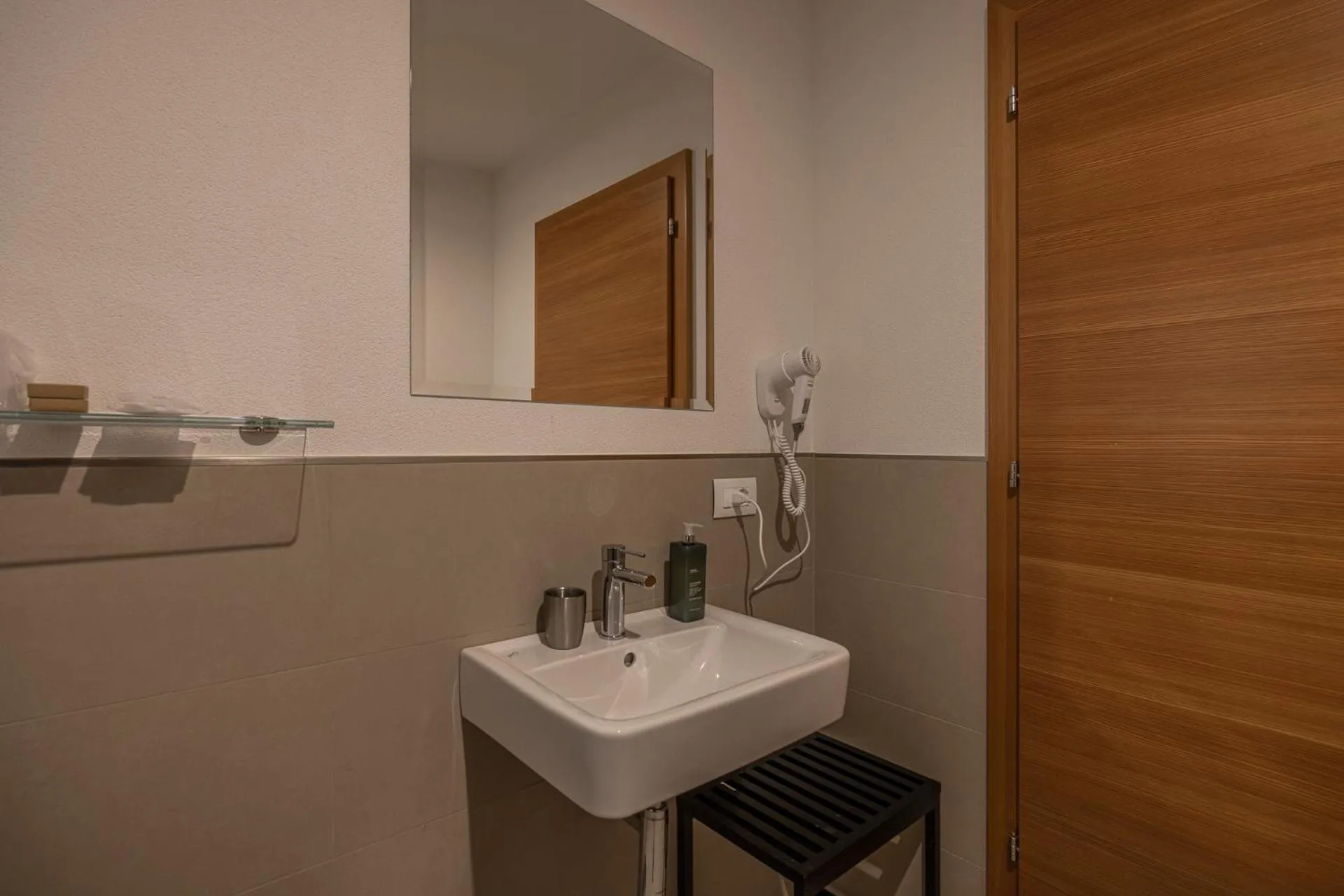 Bathroom in Giallo Dolomiti Wellness