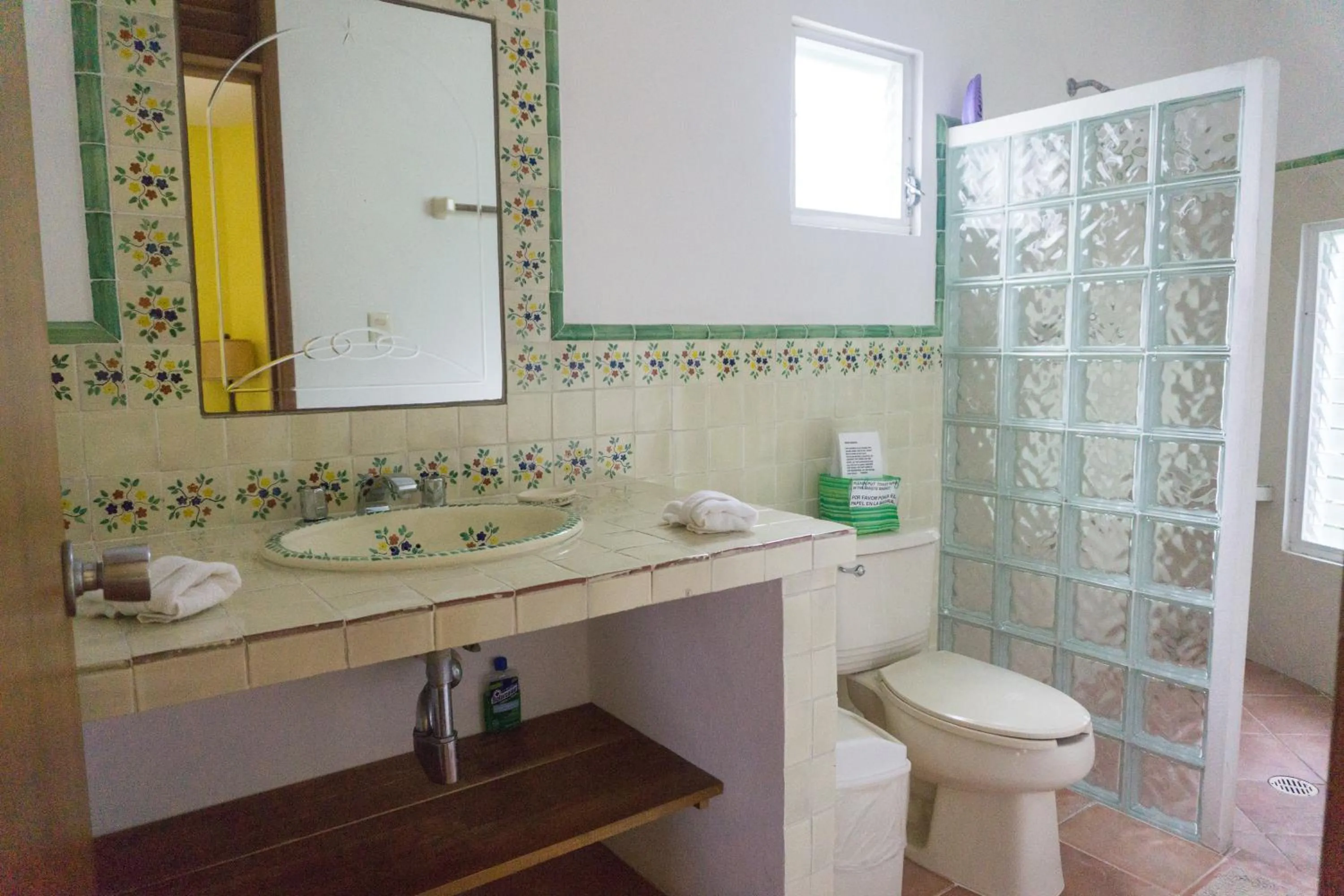 Sea Hawk Suites