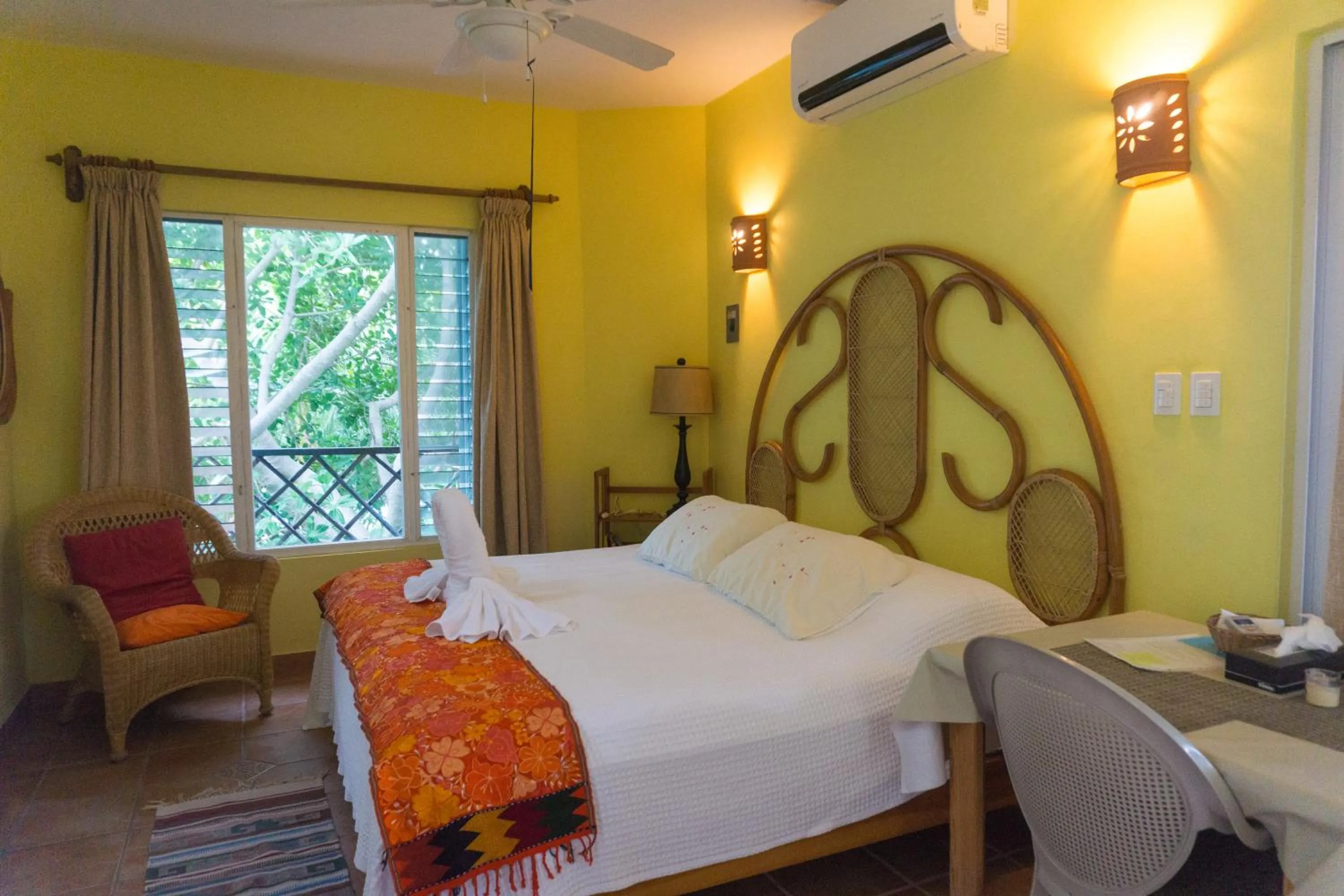 Bed in Sea Hawk Suites