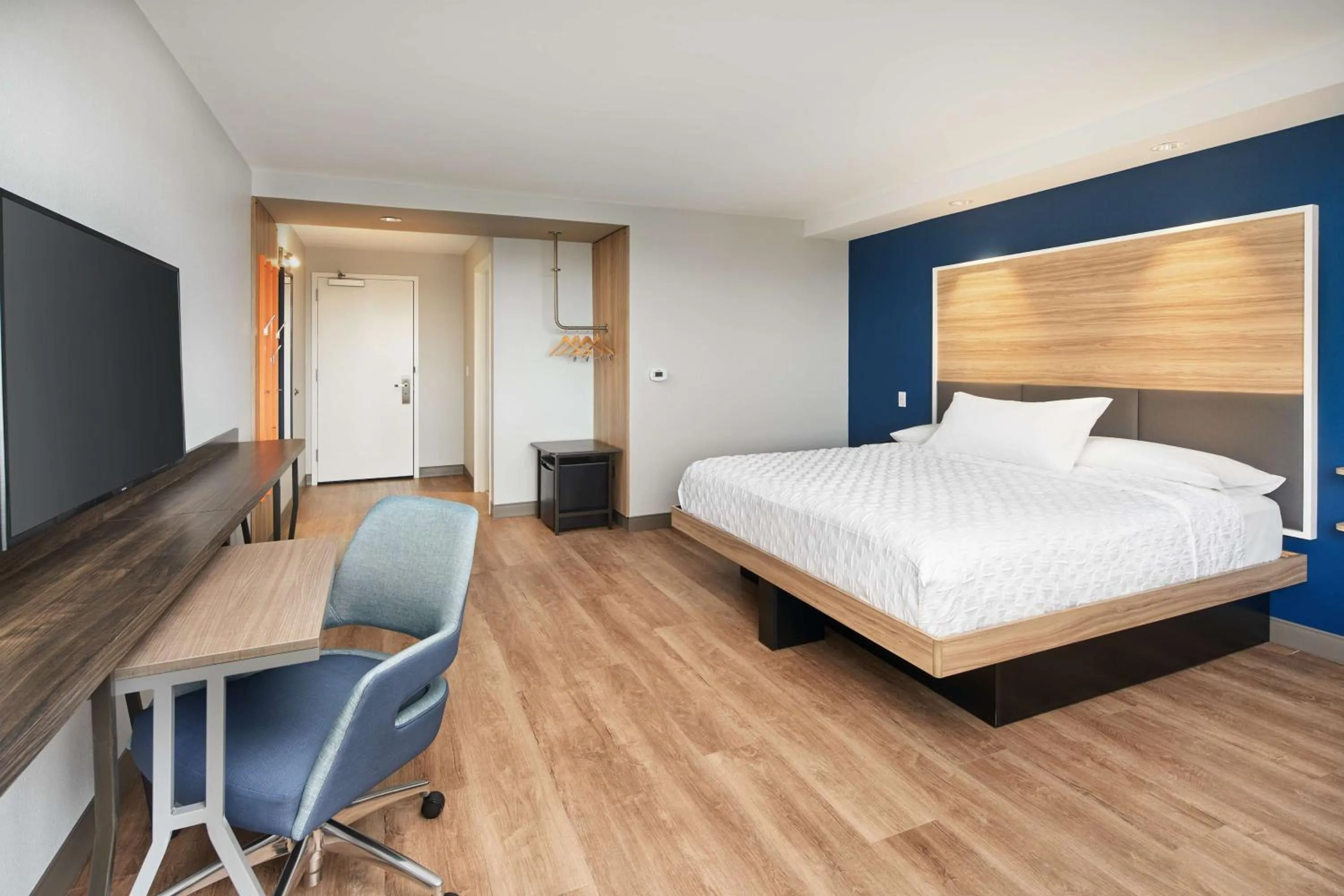 Bedroom, Bed in Tru By Hilton Ft Lauderdale Airport