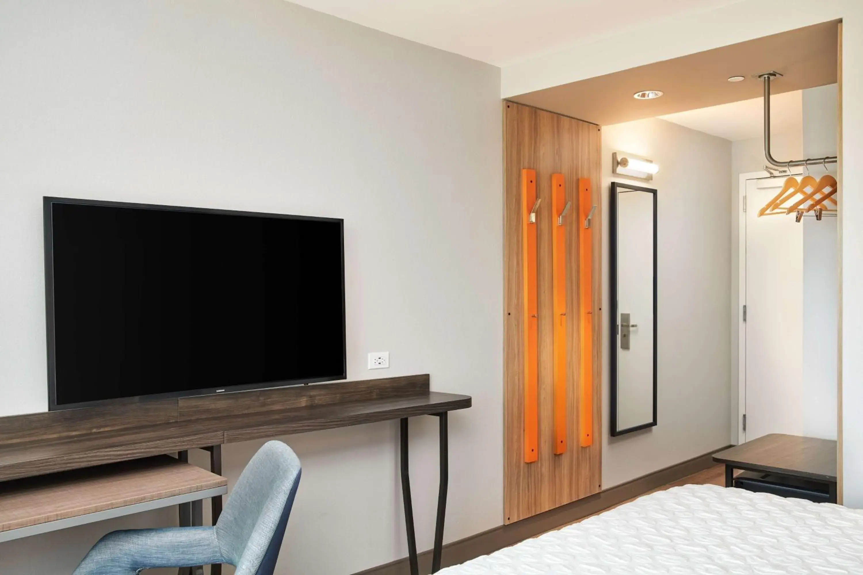 Bedroom, Bed in Tru By Hilton Ft Lauderdale Airport Bedroom, Bed in Tru By Hilton Ft Lauderdale Airport