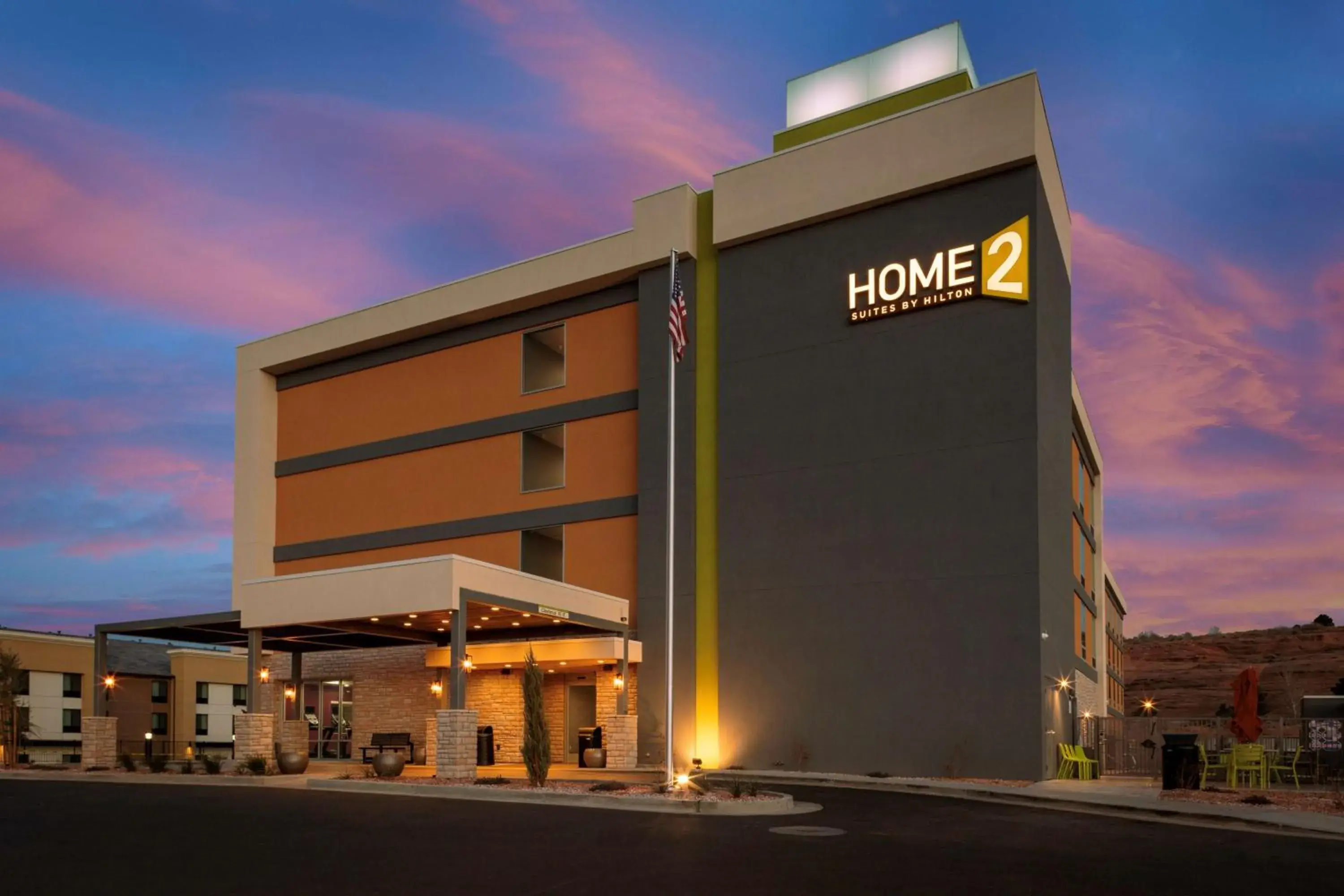 Property building in Home2 Suites By Hilton Page Lake Powell Property building in Home2 Suites By Hilton Page Lake Powell