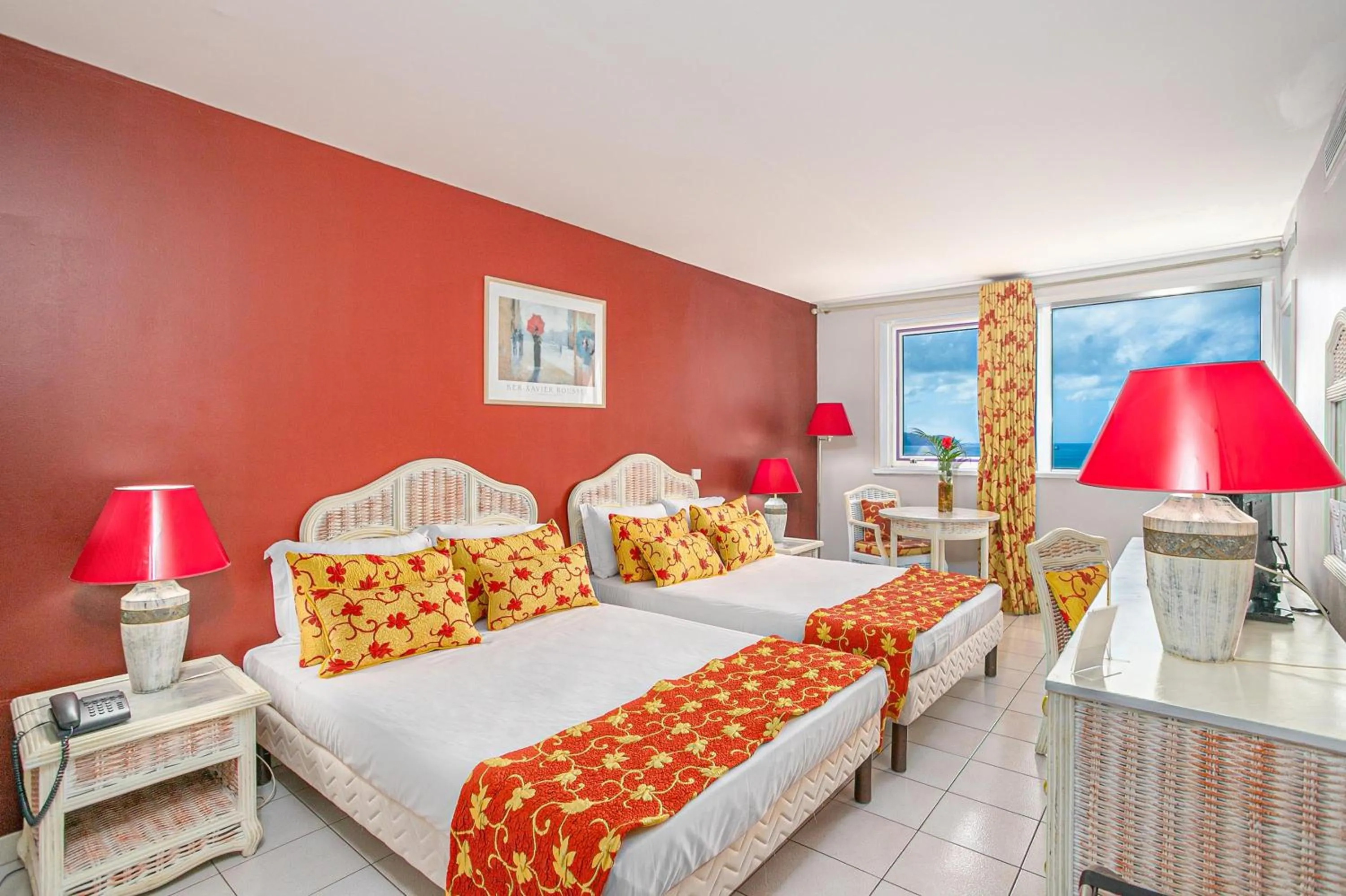 Photo of the whole room, Bed in Karibea Squash Hôtel