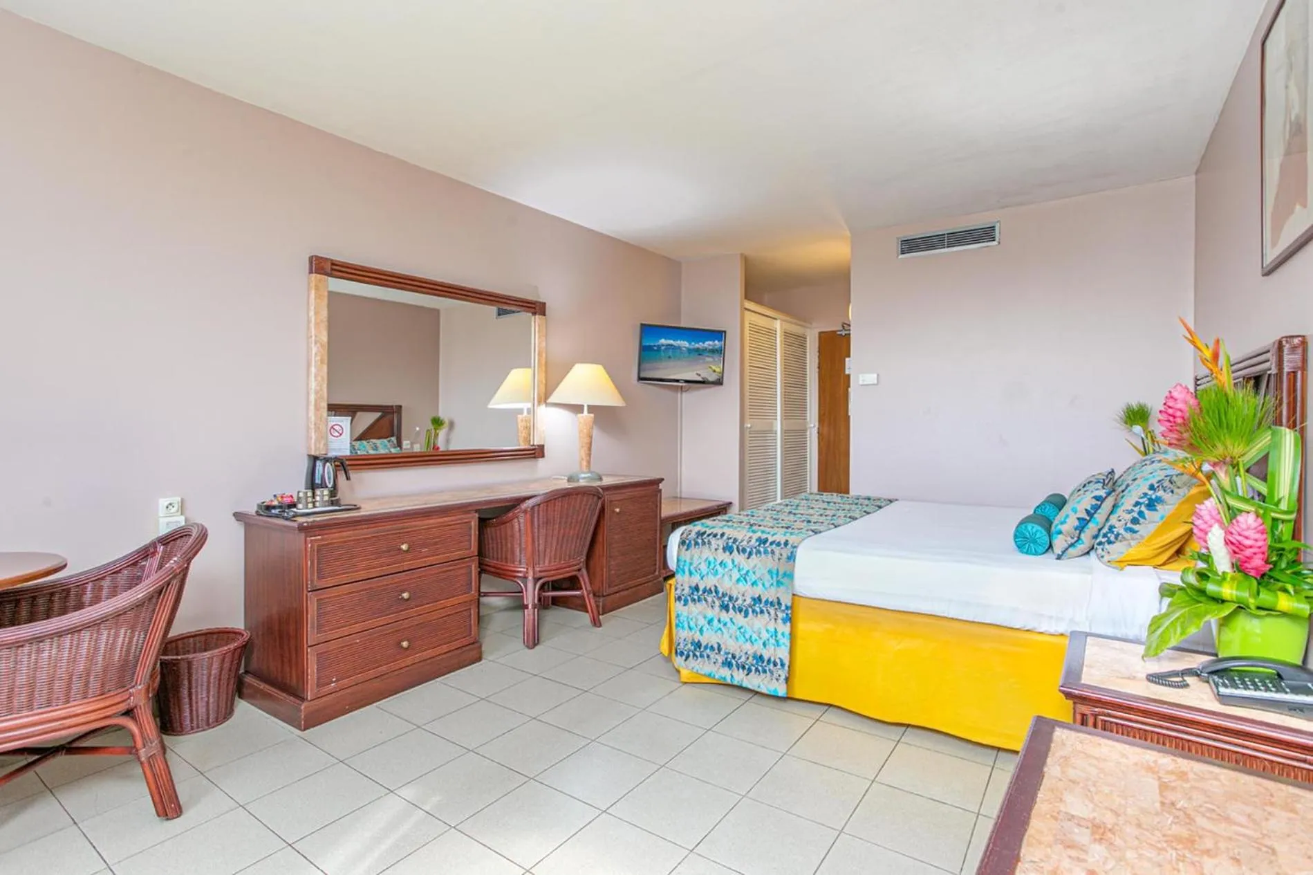 Bed in Karibea La Valmenière Hôtel