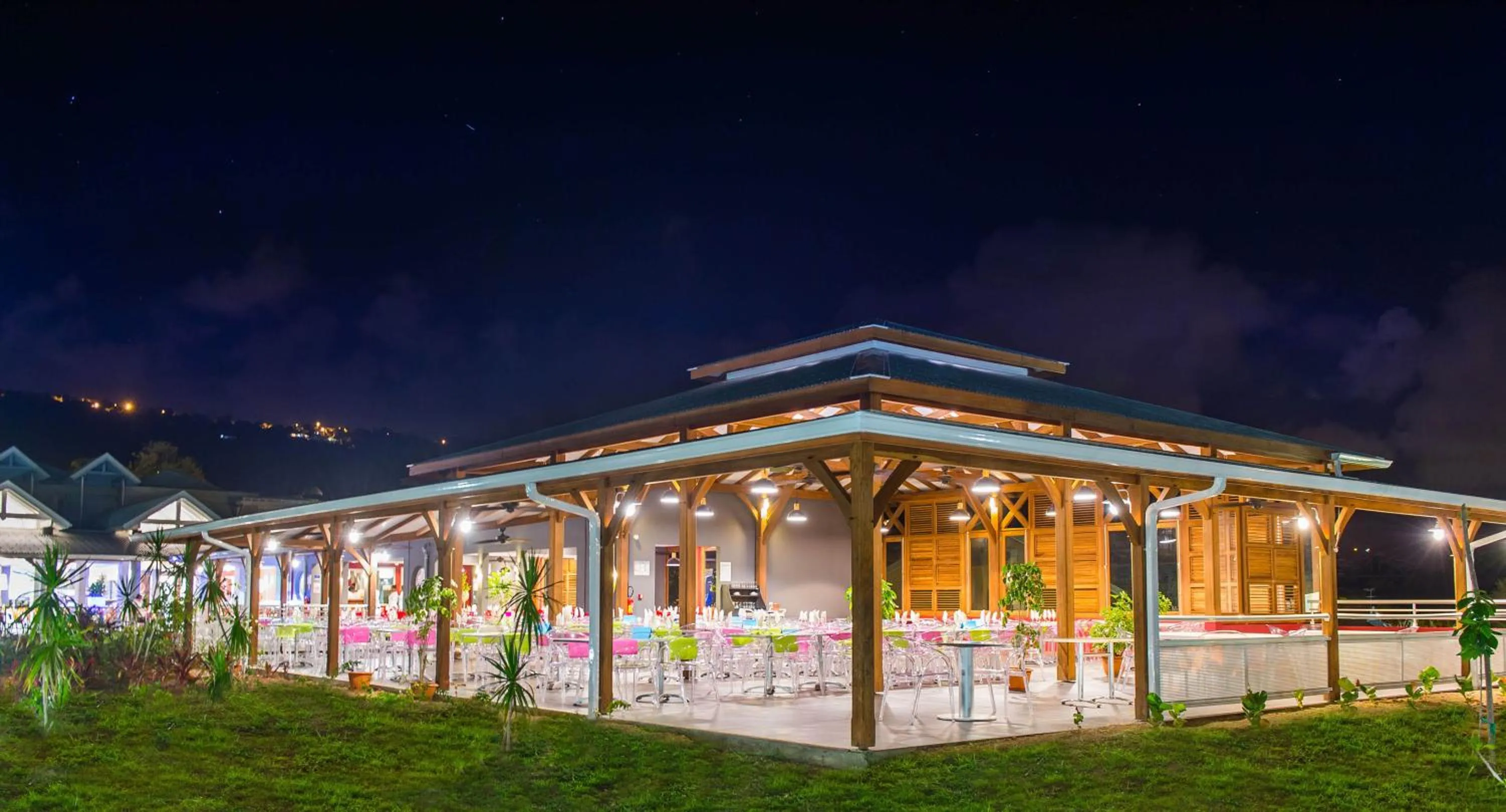 Restaurant/places to eat in Karibea Sainte Luce Hotel