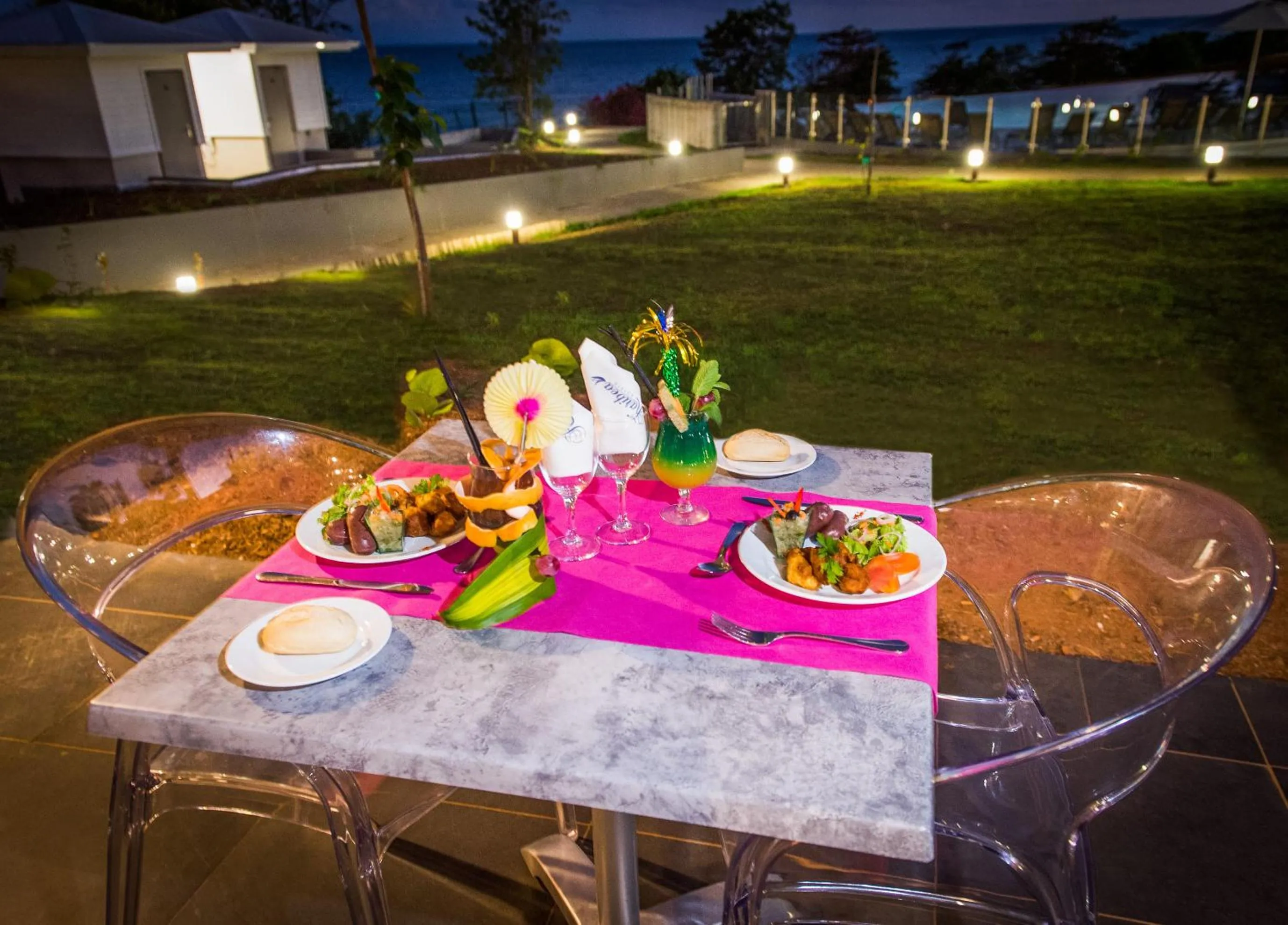 Restaurant/places to eat in Karibea Sainte Luce Hotel