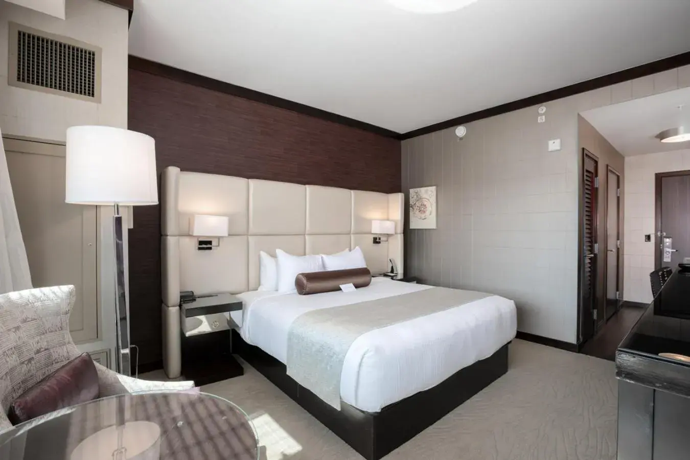 Bed in Viejas Casino & Willows Hotel Bed in Viejas Casino & Willows Hotel