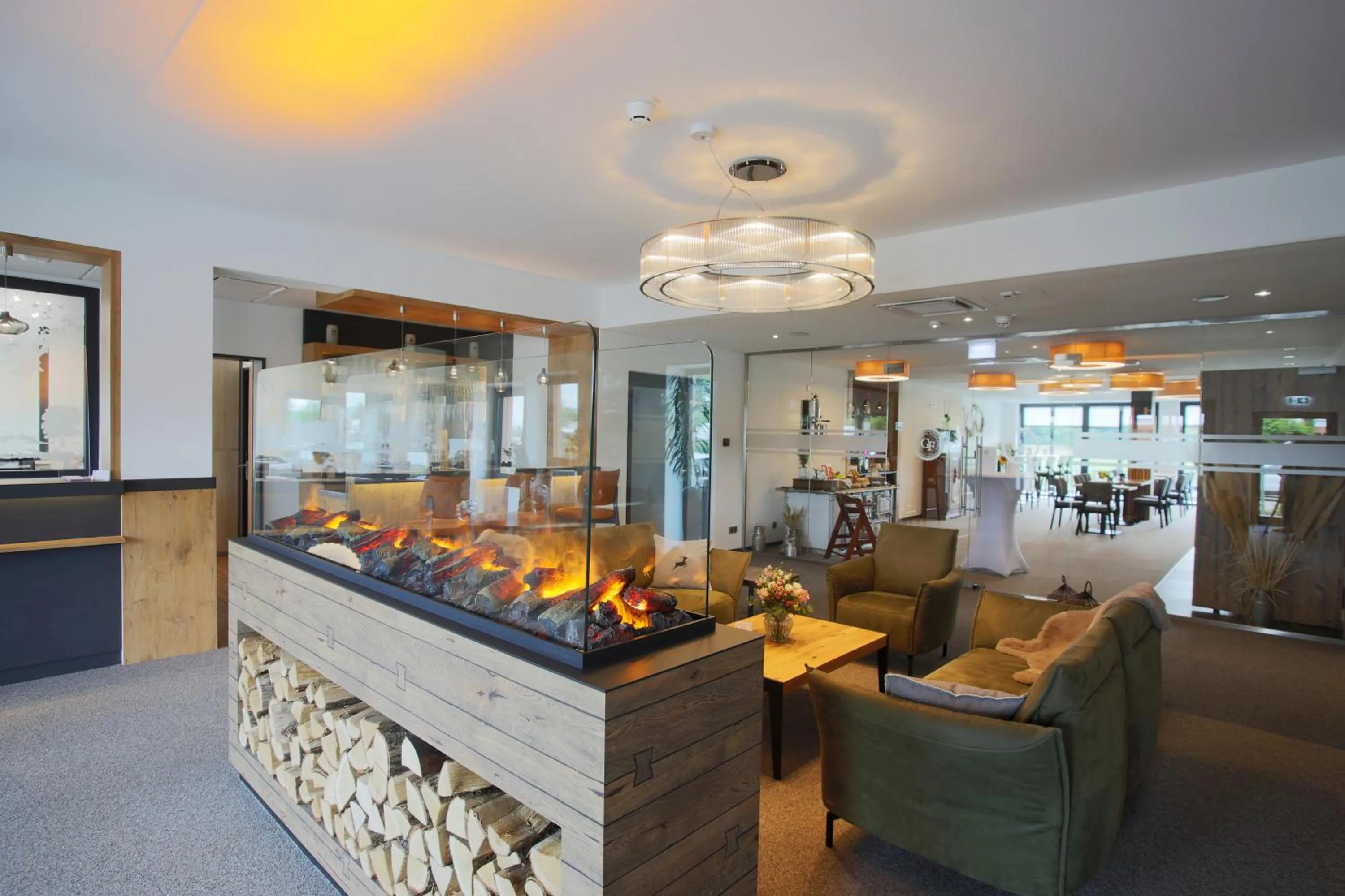 Lobby or reception in Hotel Grohnder Fährhaus