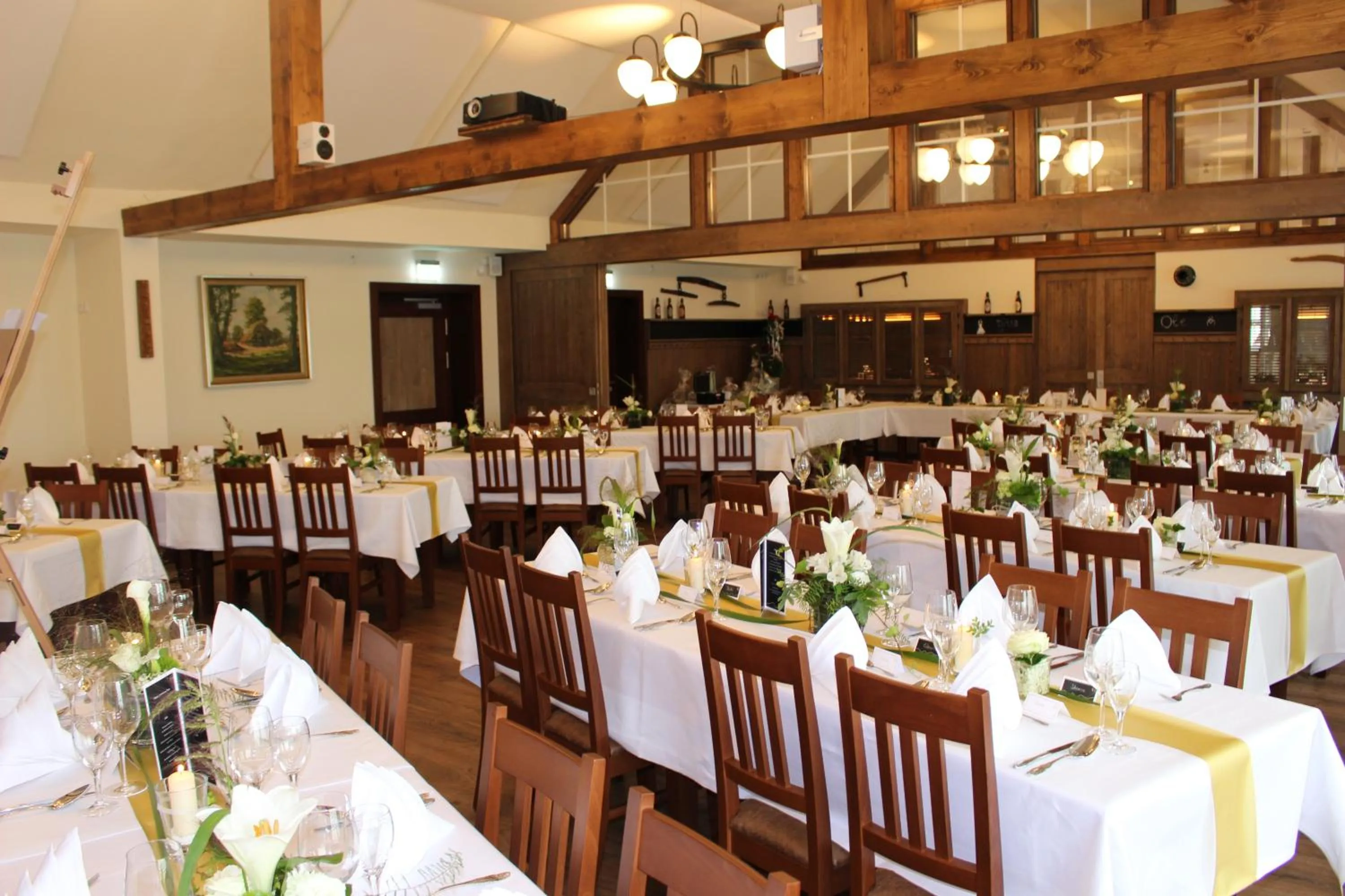 Restaurant/places to eat in Hotel Grohnder Fährhaus