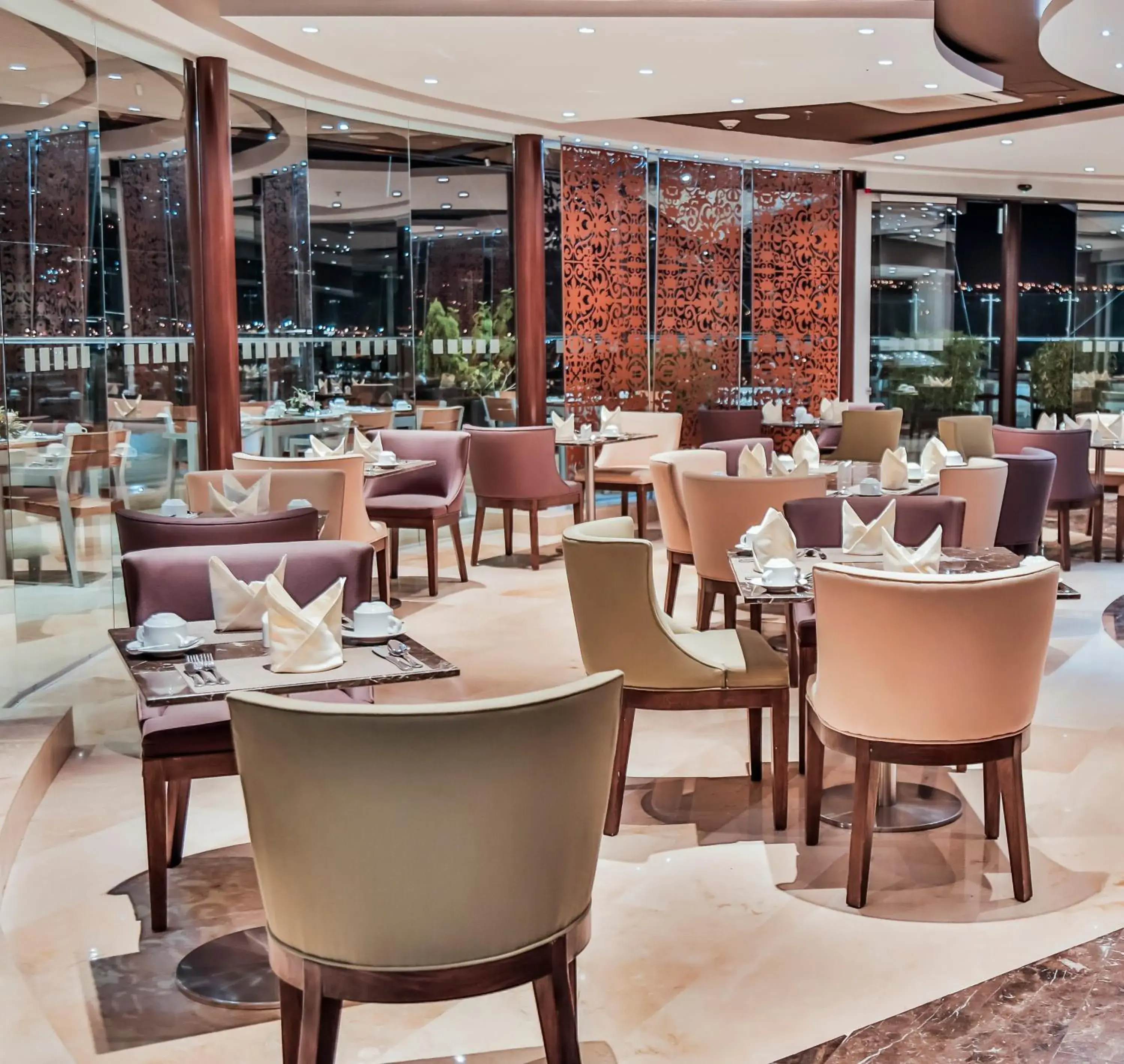 Restaurant/places to eat in Holiday Inn Bucaramanga Cacique by IHG Restaurant/places to eat in Holiday Inn Bucaramanga Cacique by IHG