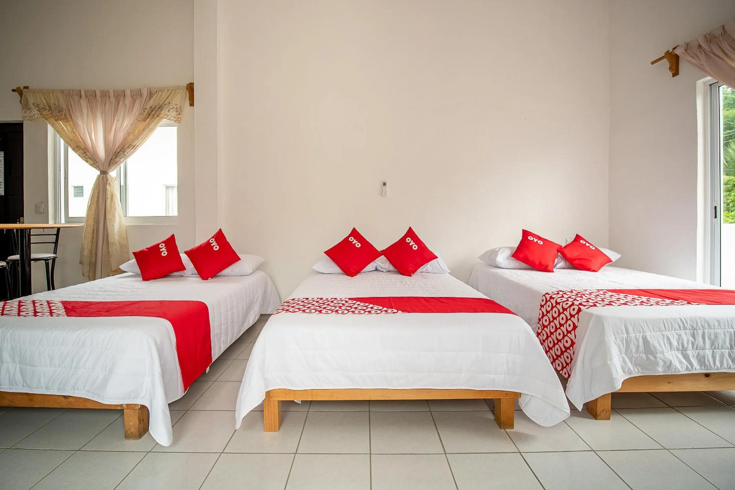 Bedroom, Bed in OYO Hotel Posada San Vicente, Huatulco