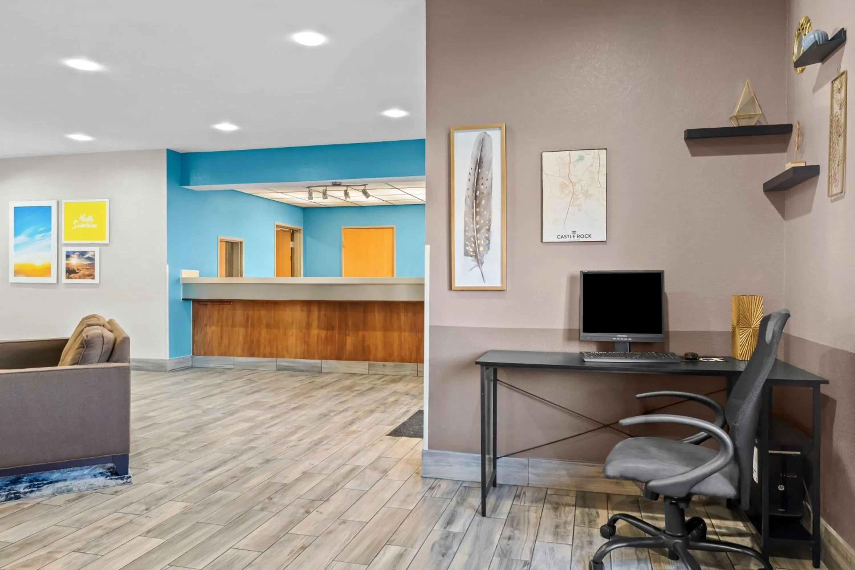Business facilities in Days Inn & Suites by Wyndham Castle Rock
