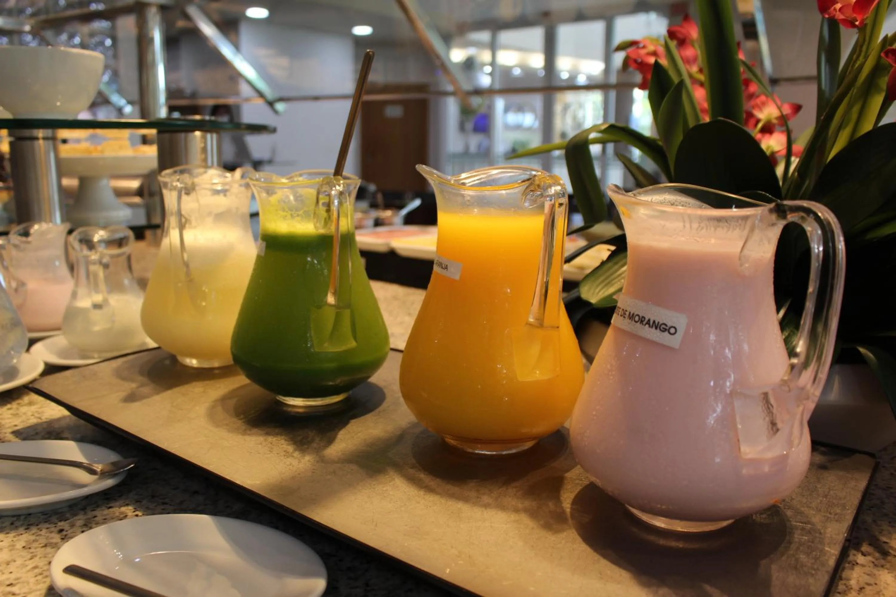 Food and drinks in Hotel Aliança Express