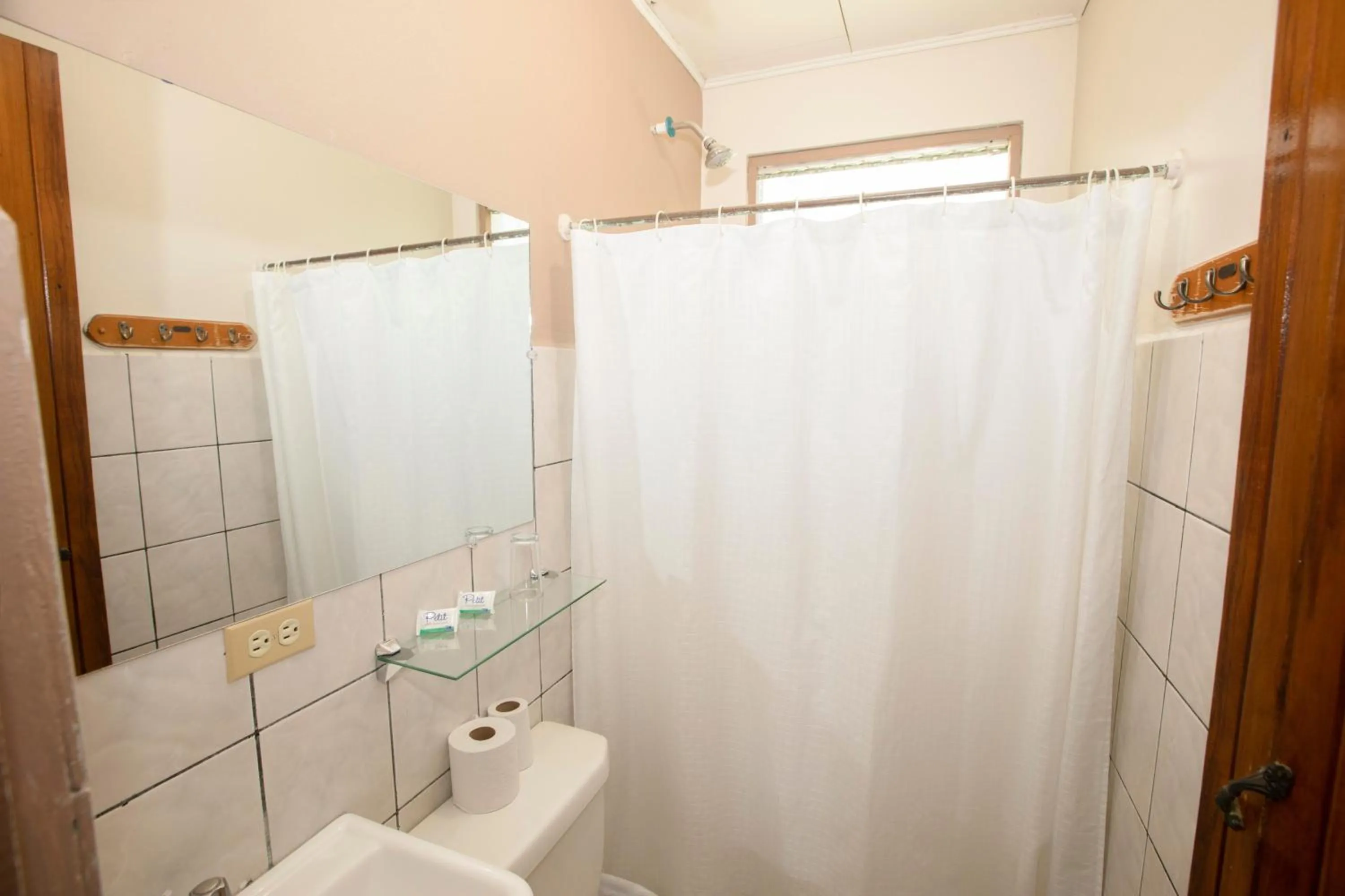 Bathroom in Hotel Laura's House