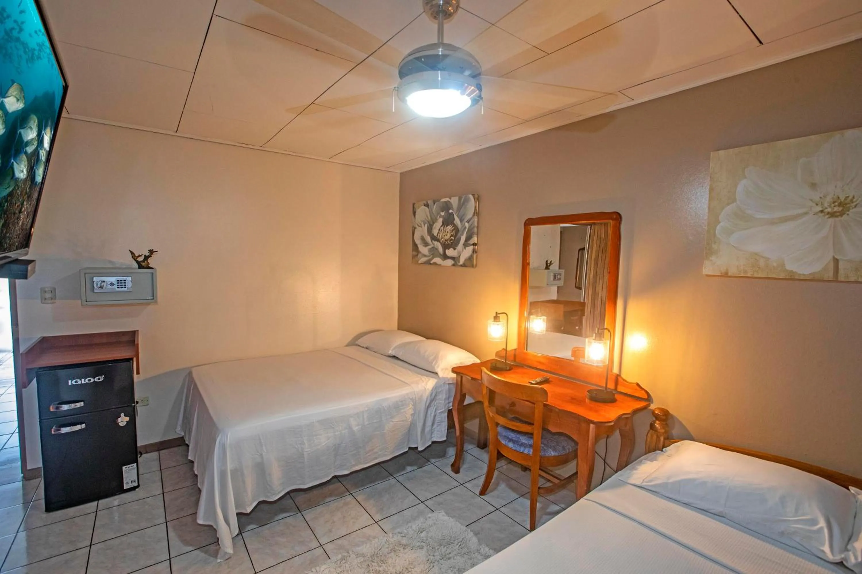 Bedroom, Bed in Hotel Laura's House