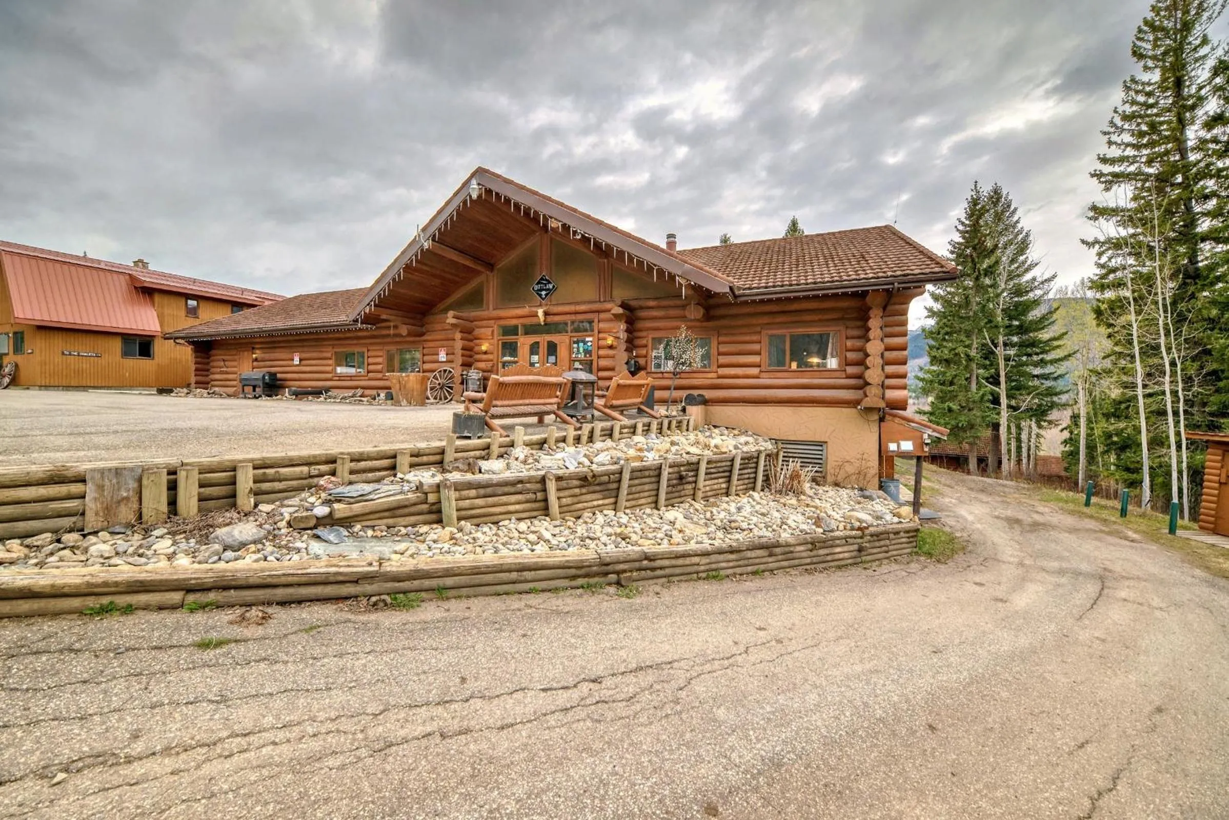 Property building in Terracana Ranch Resort