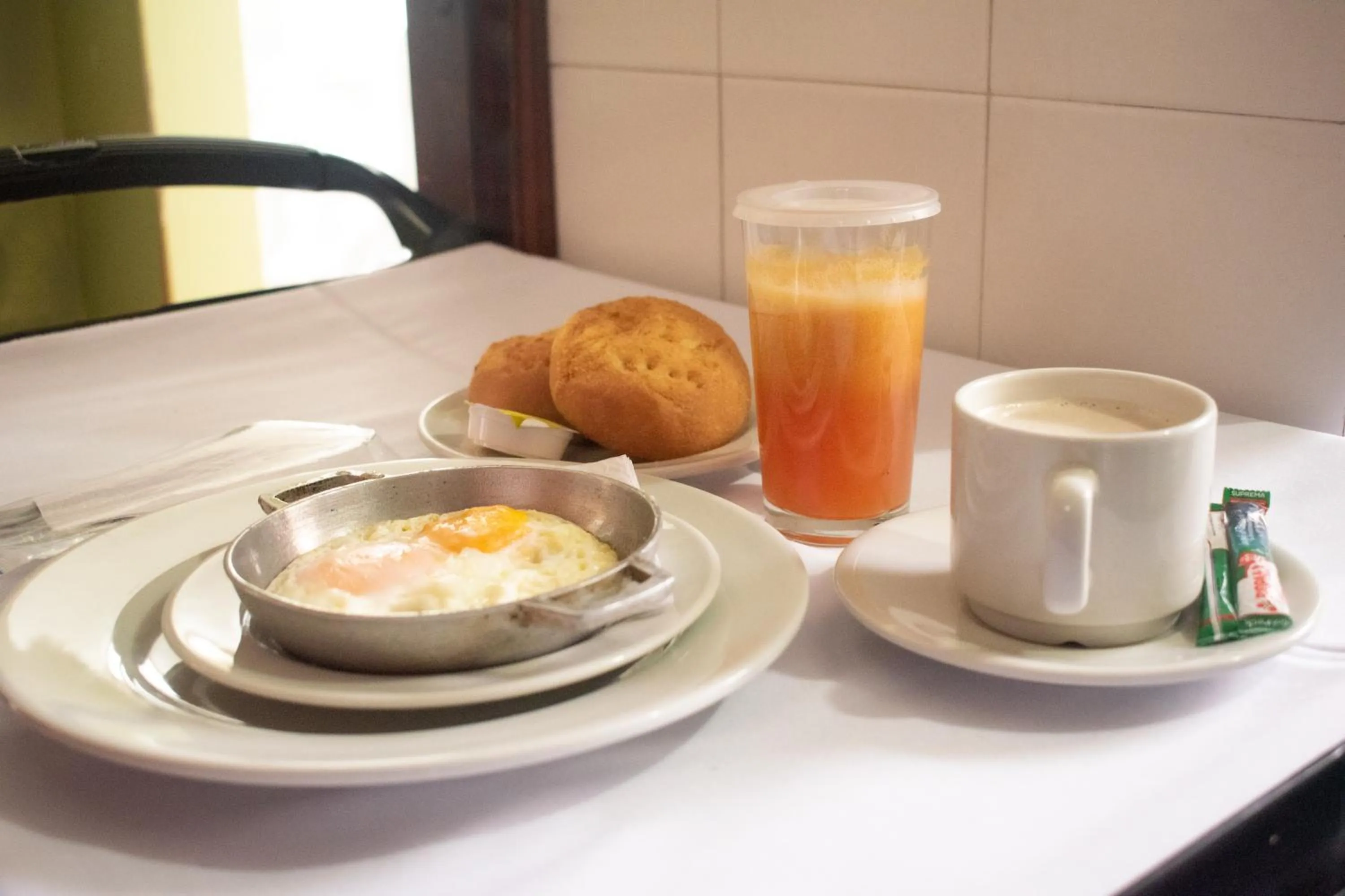 Food in Hotel Dinastia Real