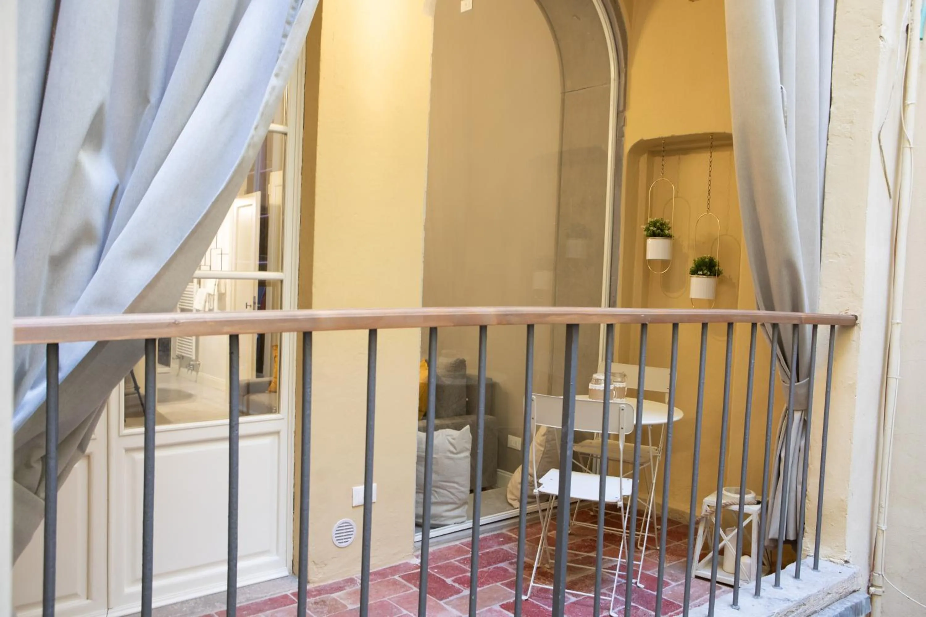 Balcony/Terrace in Casa Velluti Deluxe by Mmega