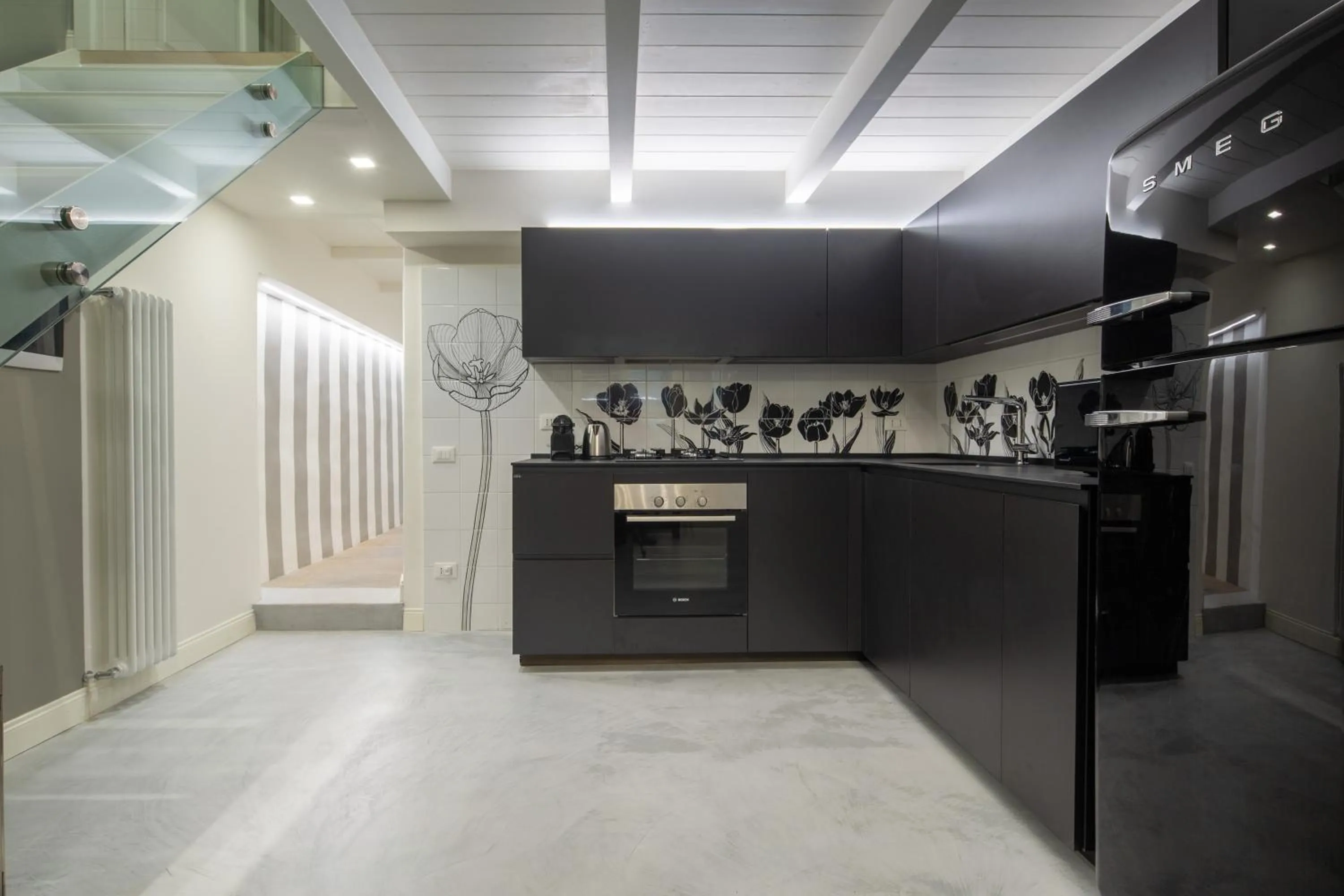 Kitchen or kitchenette in Casa Velluti Deluxe by Mmega