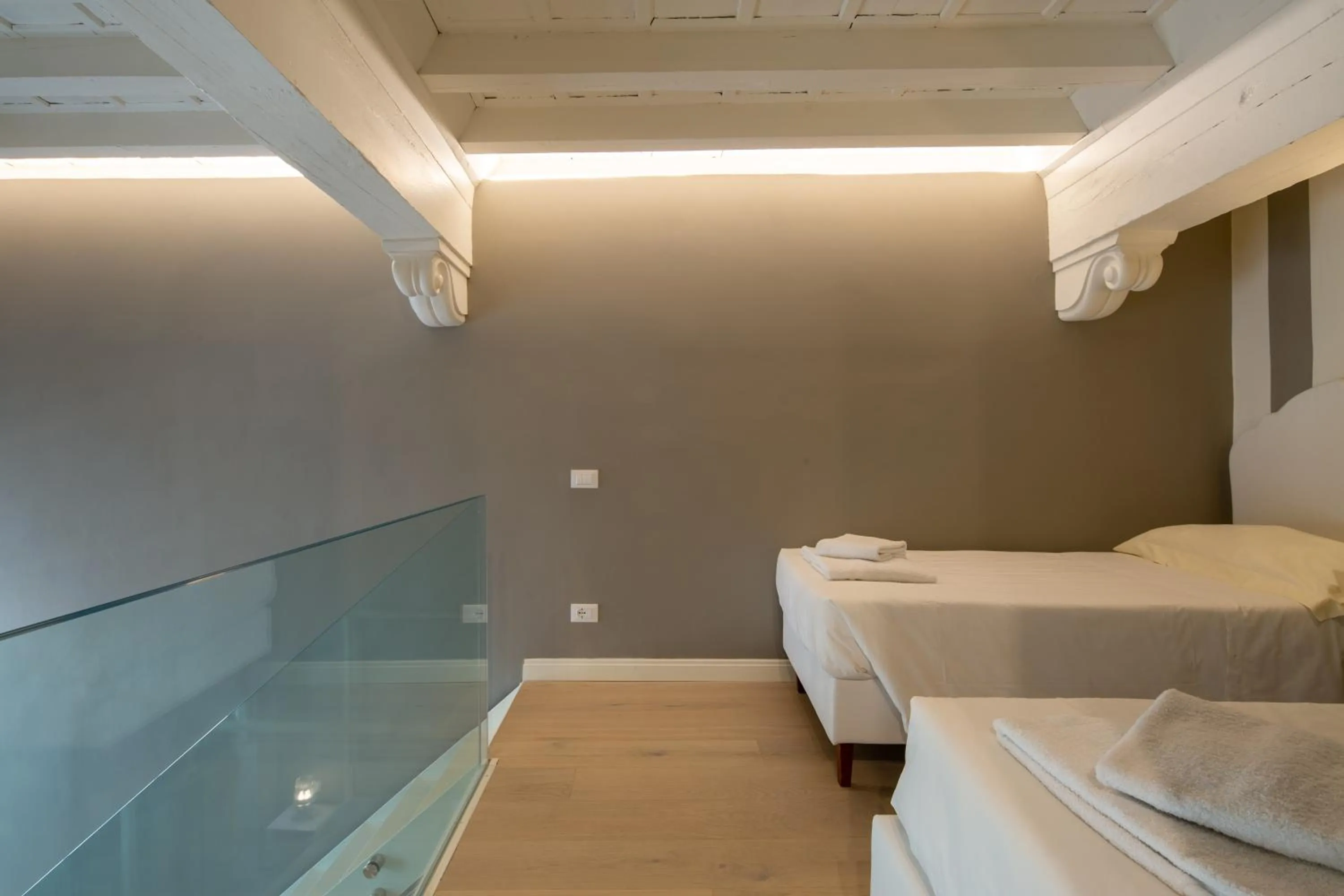 Photo of the whole room in Casa Velluti Deluxe by Mmega