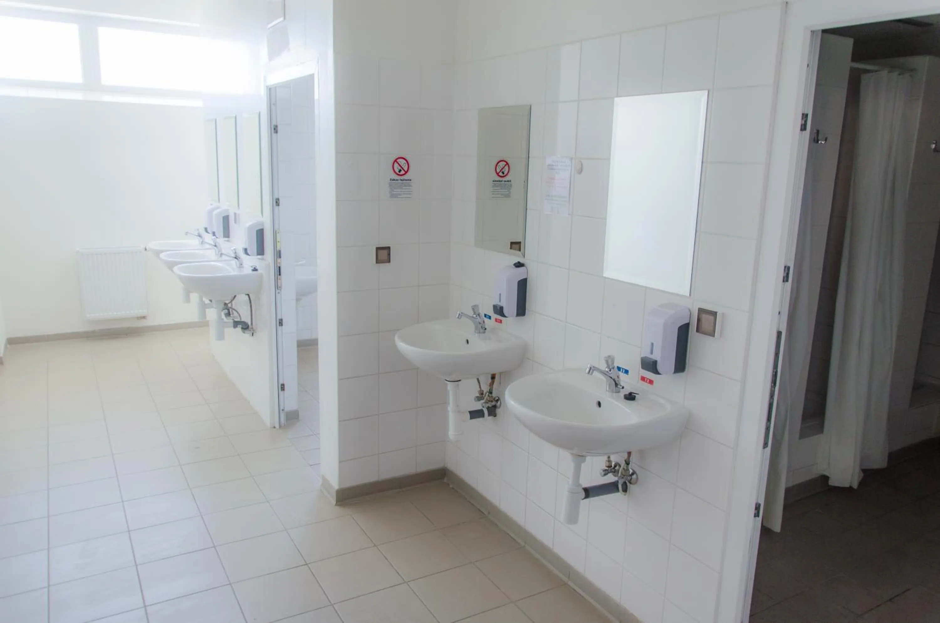 Shower in Ubytovňa Milex