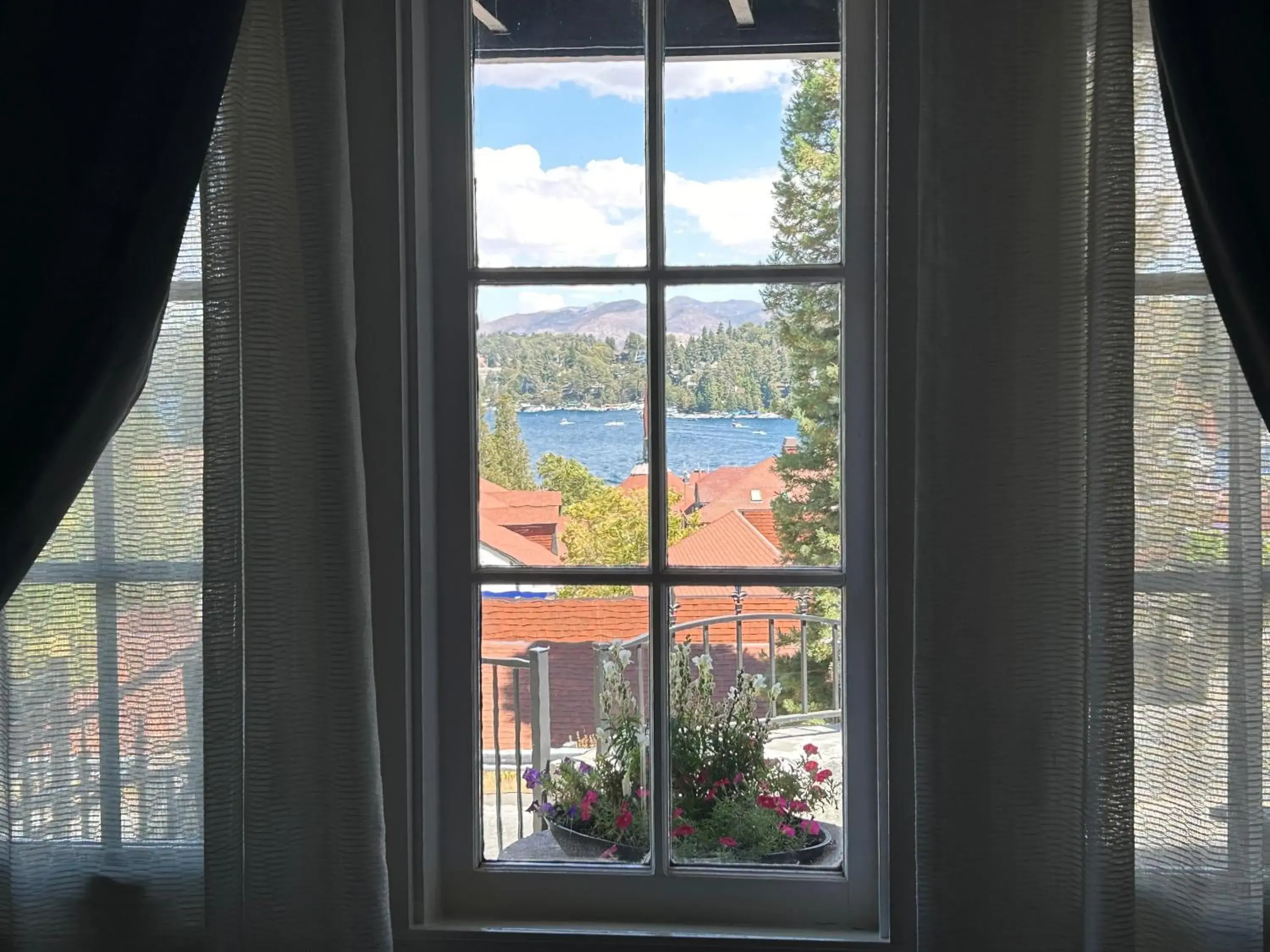 View (from property/room) in Arrowhead Lake Inn View (from property/room) in Arrowhead Lake Inn