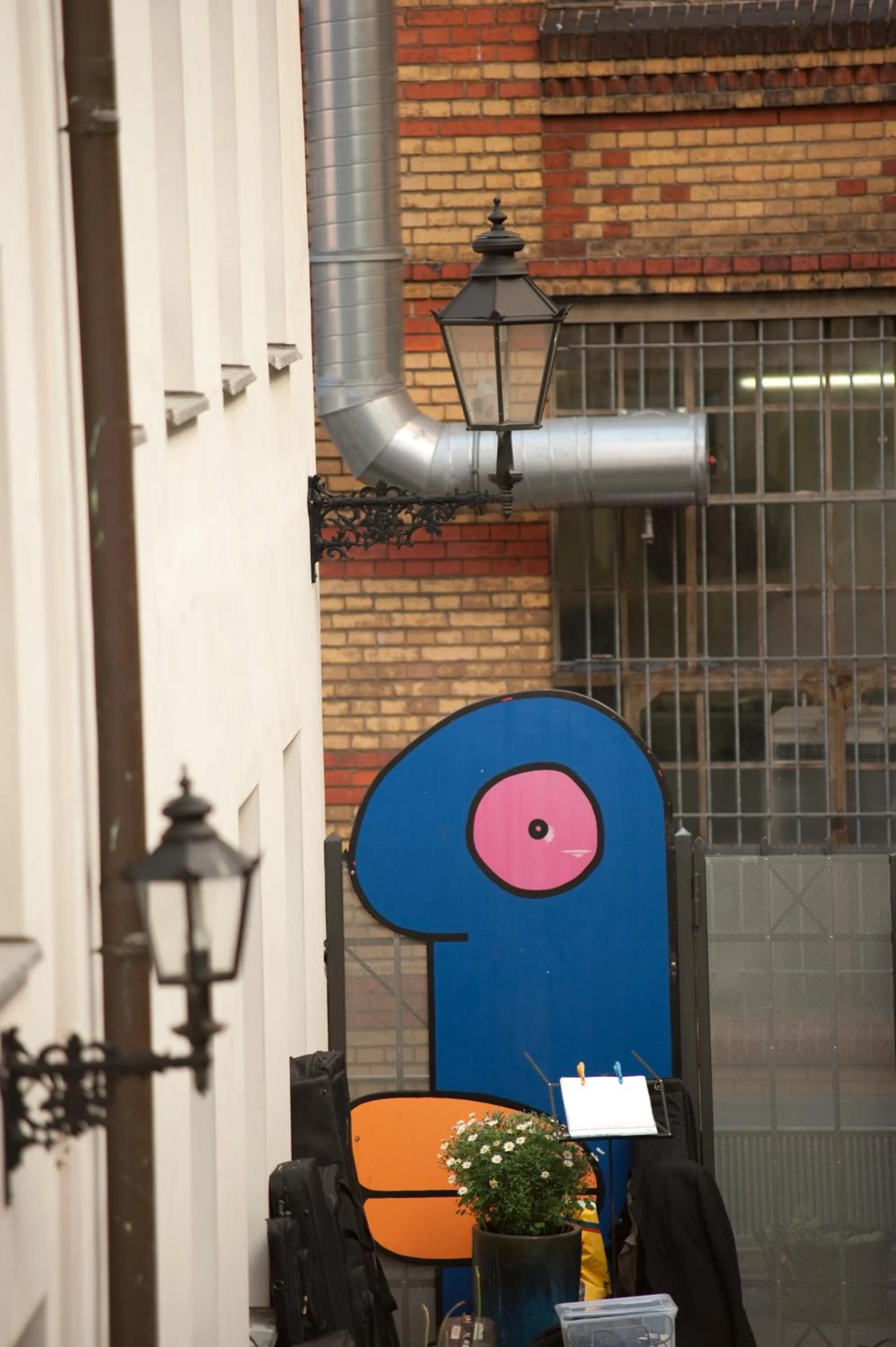 Patio in Steps-Hotel