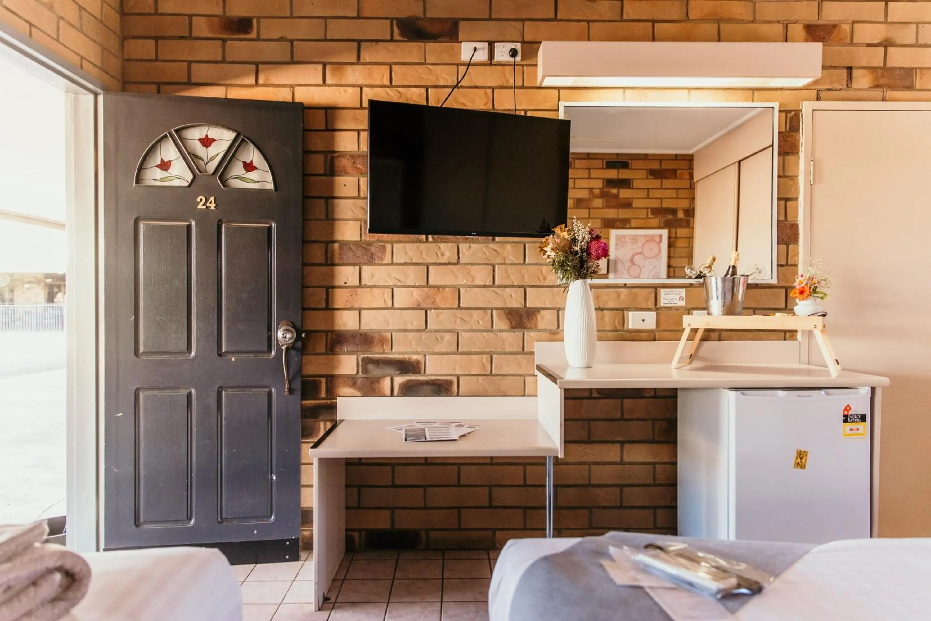 TV and multimedia in Abacus Motel