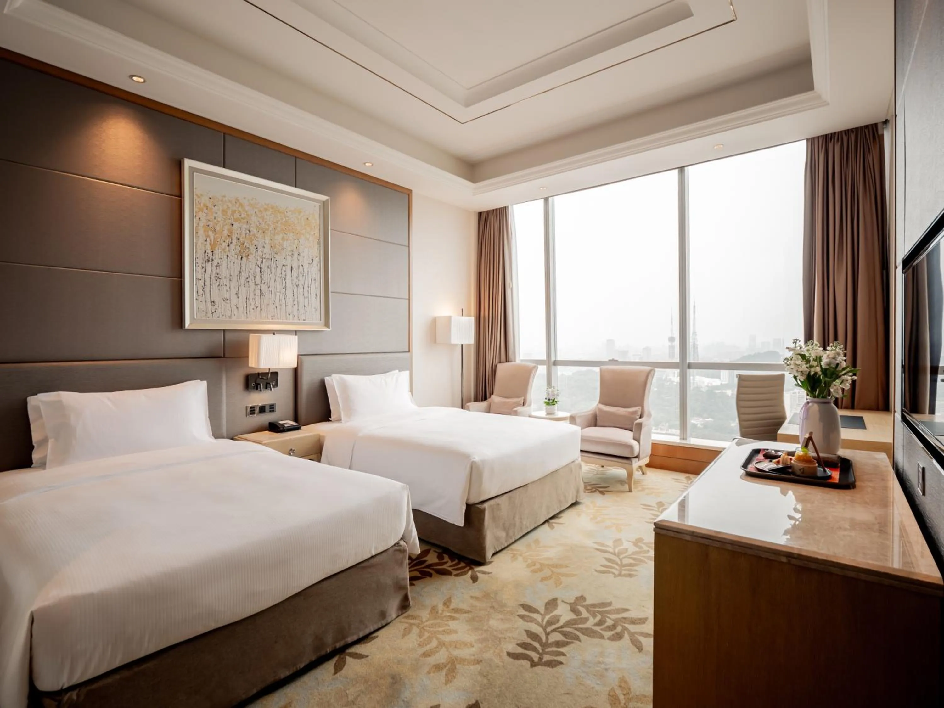 Bedroom, Bed in DoubleTree by Hilton Guangzhou - Near Beijing Road Pedestrian Street