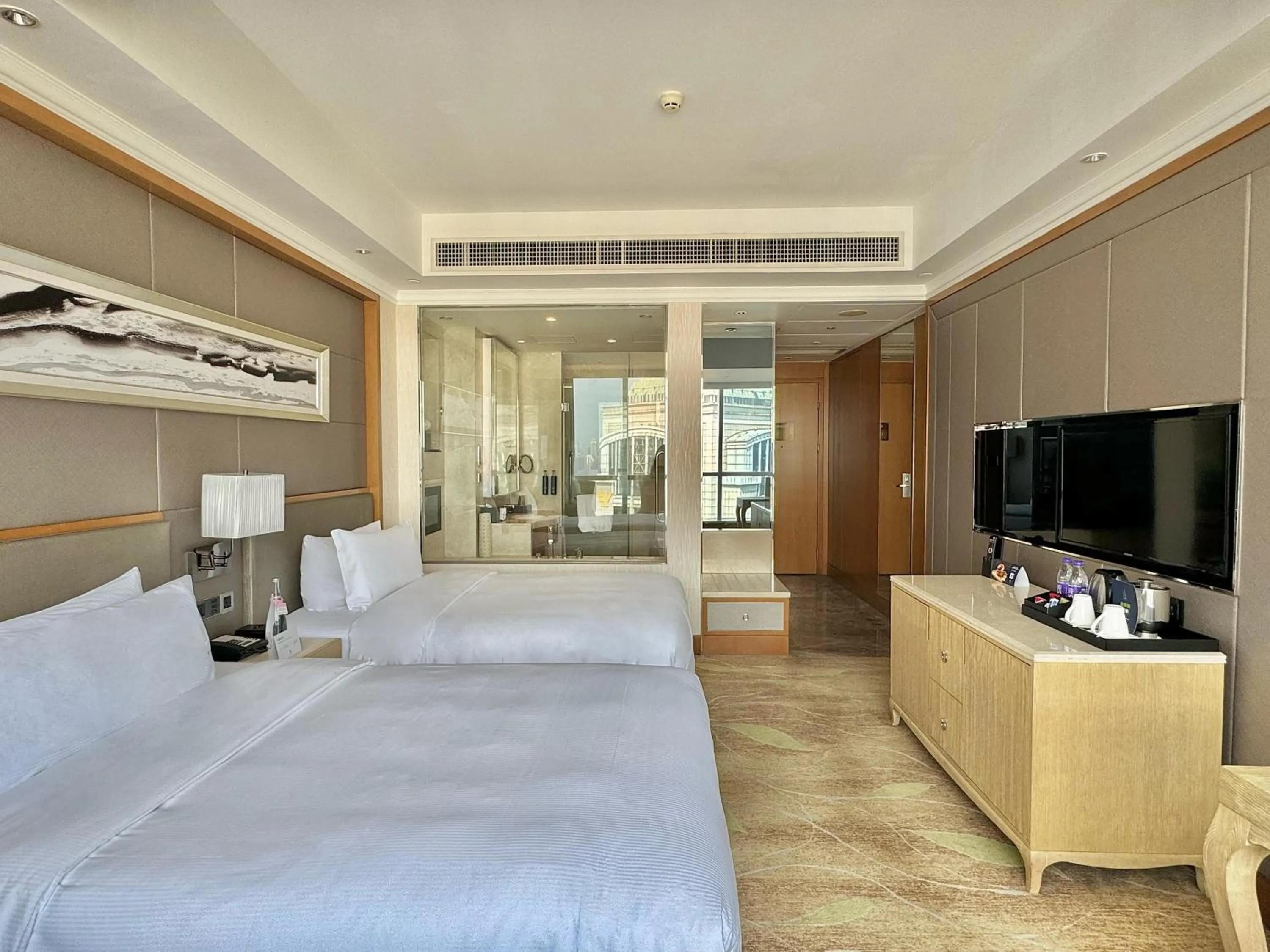 Bedroom, Bed in DoubleTree by Hilton Guangzhou - Near Beijing Road Pedestrian Street
