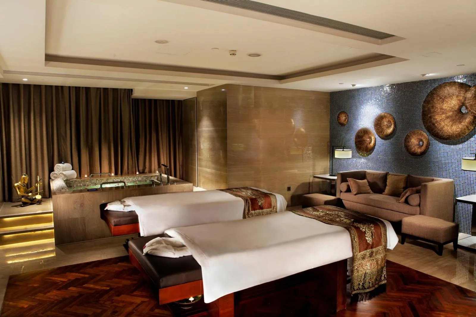 Spa and wellness centre/facilities in DoubleTree by Hilton Guangzhou - Near Beijing Road Pedestrian Street