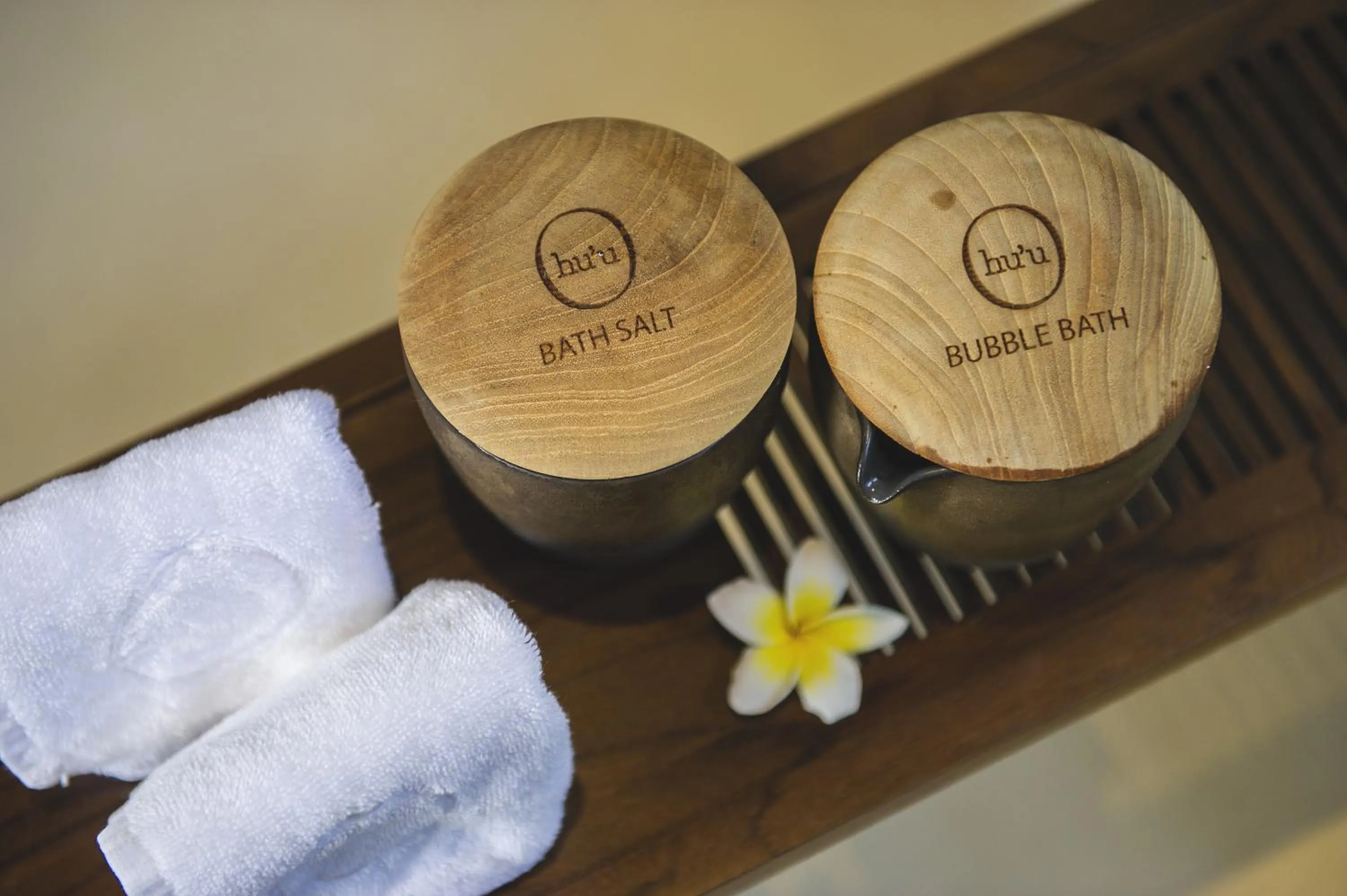 Hot Spring Bath in hu'u Villas