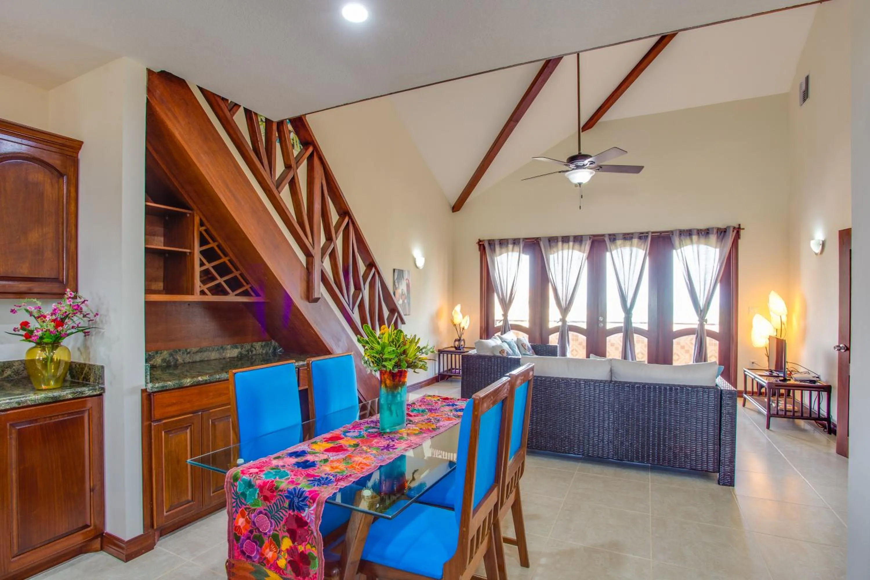 Dining area, Bed in Seiri del Mar