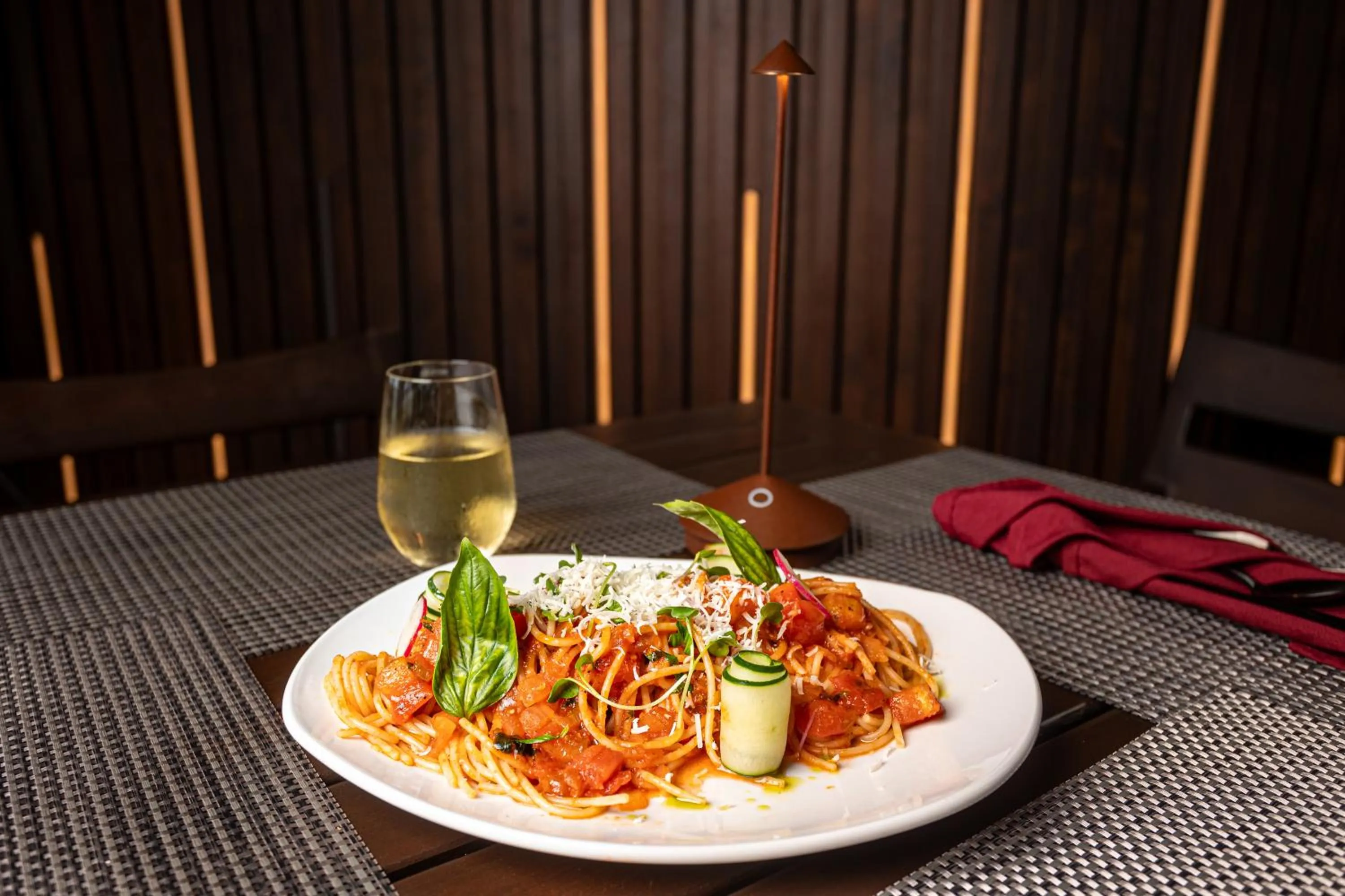 Restaurant/places to eat in Seiri del Mar