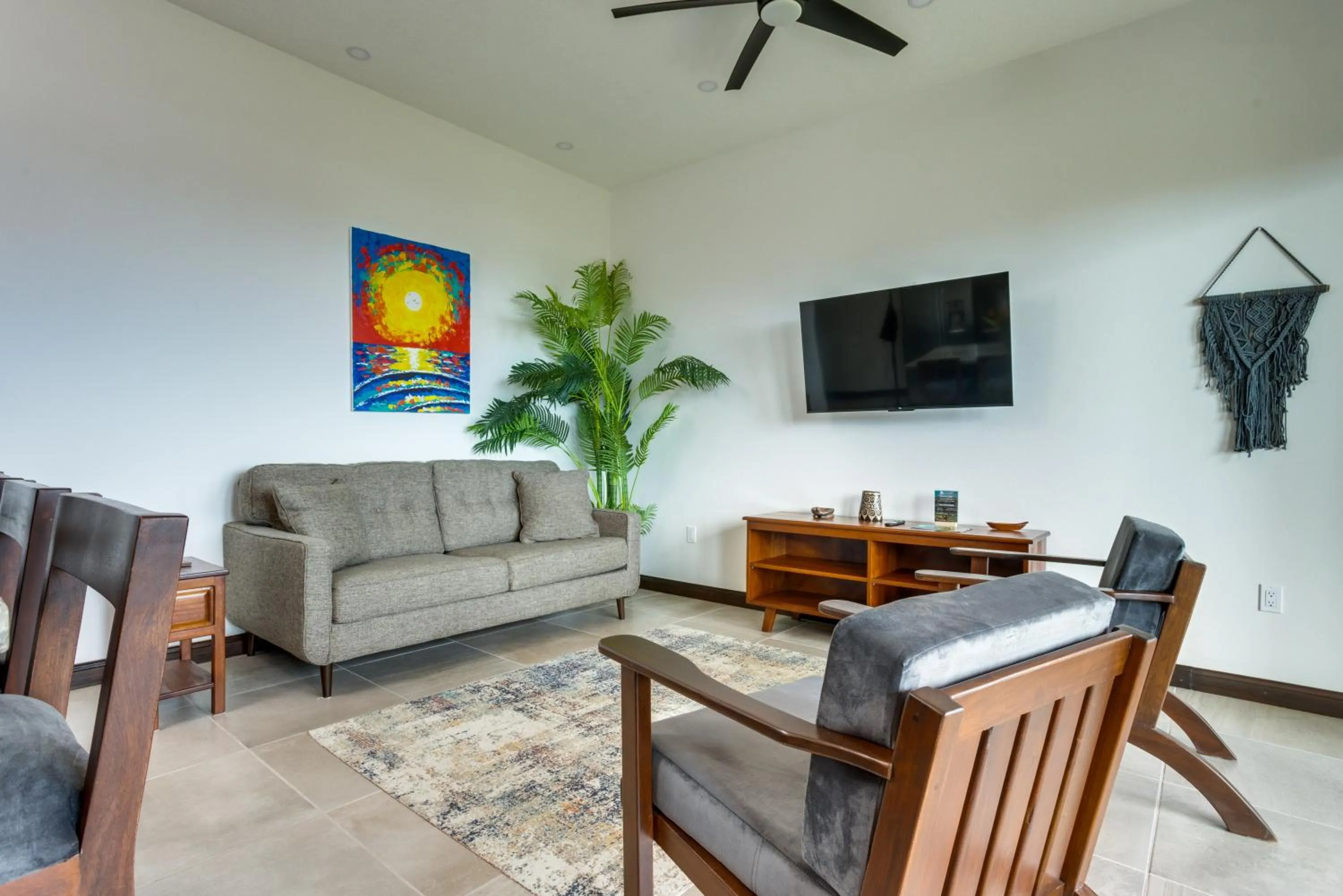 Communal lounge/ TV room in Seiri del Mar