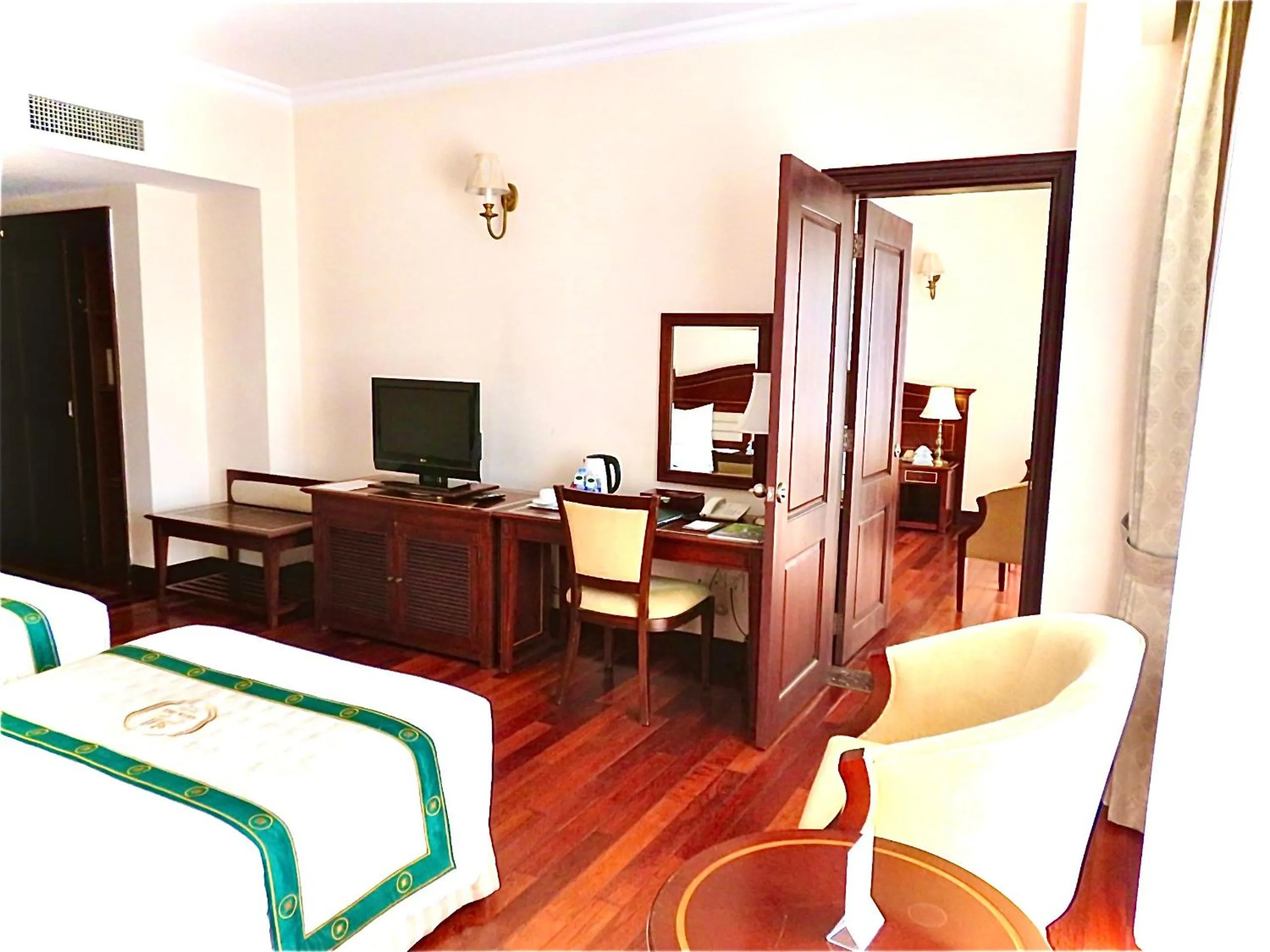 Bed in Saigon Dalat Hotel