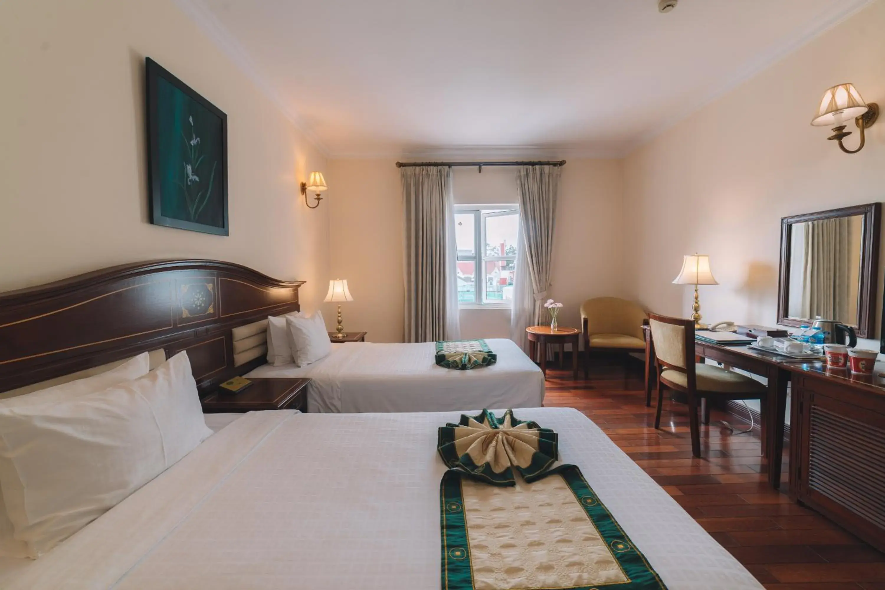 Photo of the whole room, Bed in Saigon Dalat Hotel Photo of the whole room, Bed in Saigon Dalat Hotel