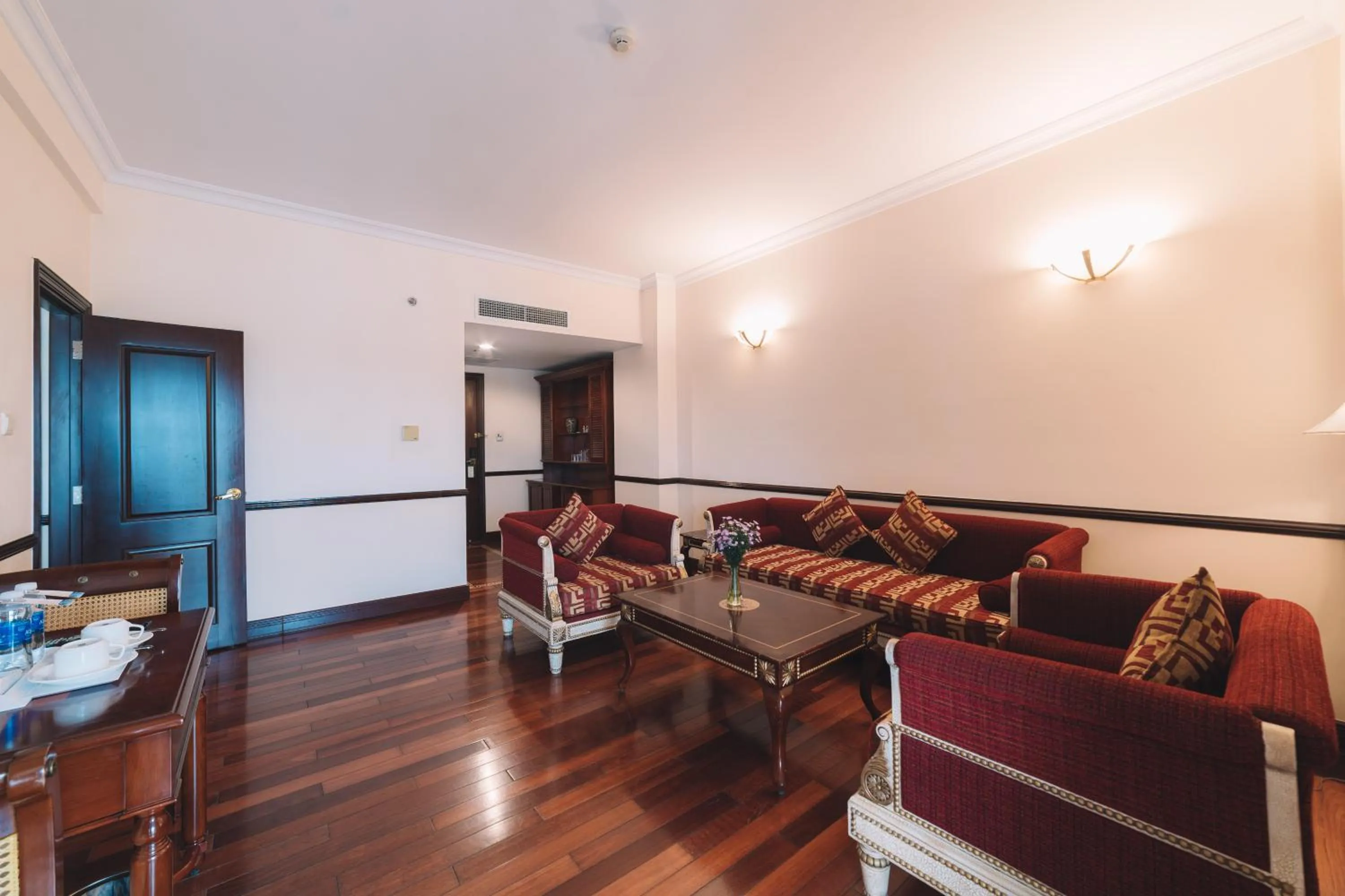 Living room in Saigon Dalat Hotel