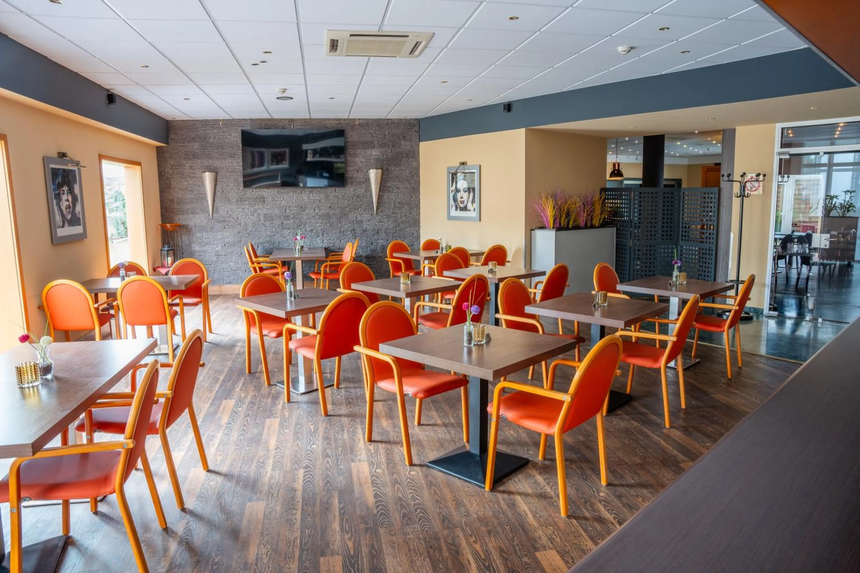 Lounge or bar in Airways Hotels Frankfurt Airport West