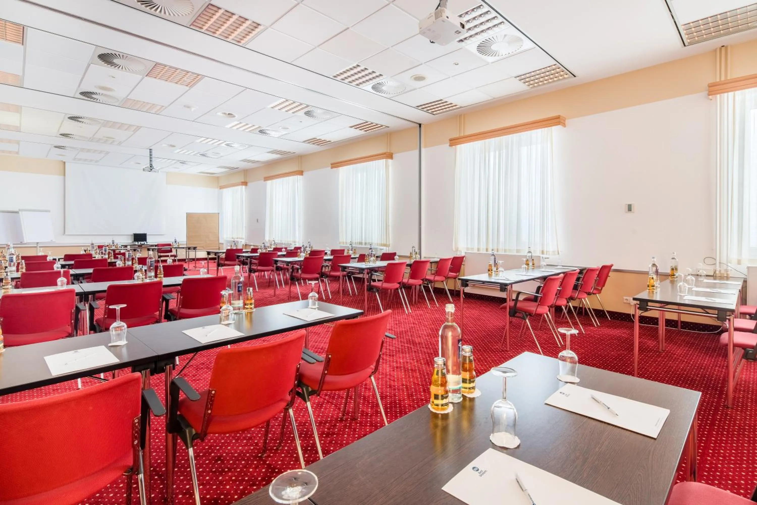 Meeting/conference room in Airways Hotels Frankfurt Airport West