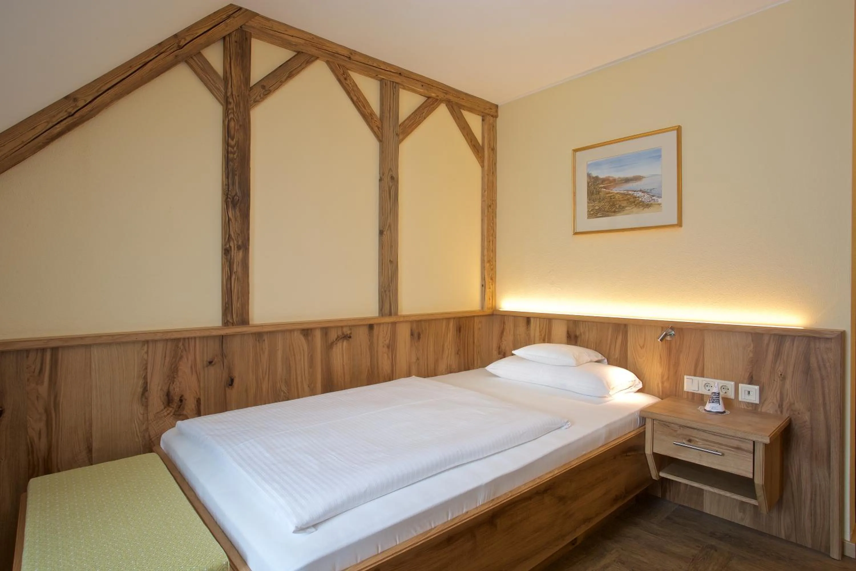 Photo of the whole room, Bed in Hotel am Schloßberg