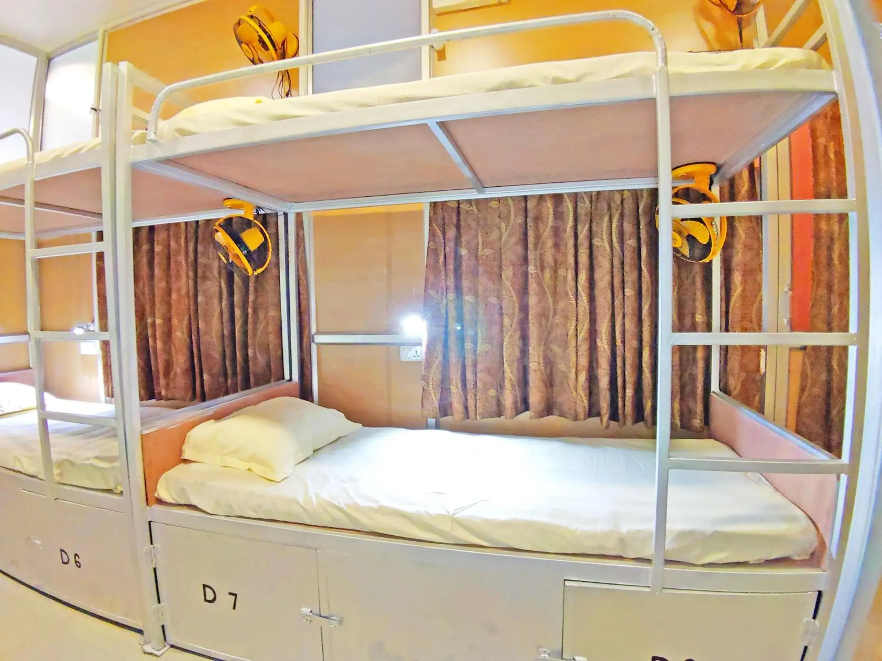 Bed in Hotel Ganesha Bed in Hotel Ganesha