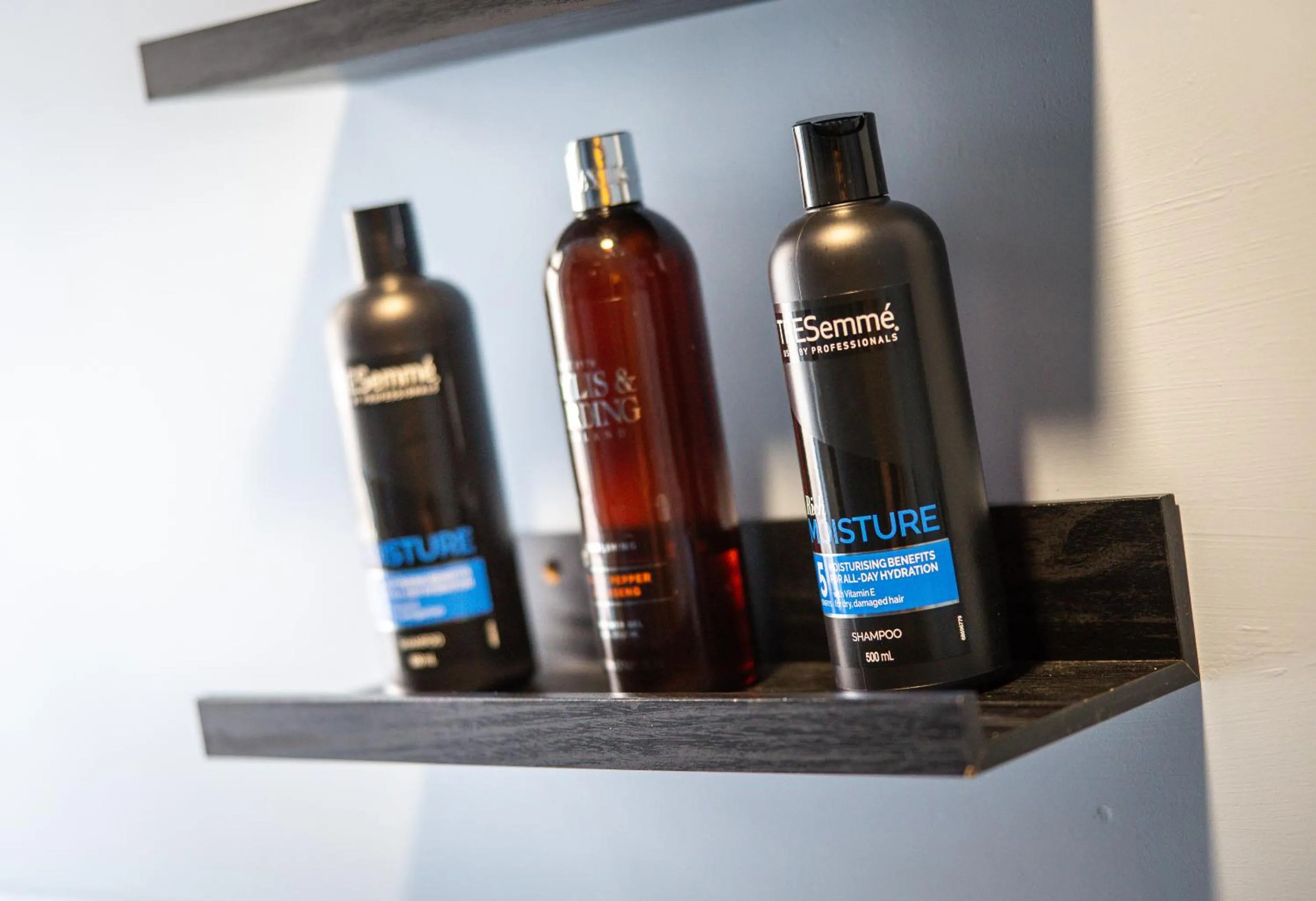 Bathroom in 43 BBEscapes