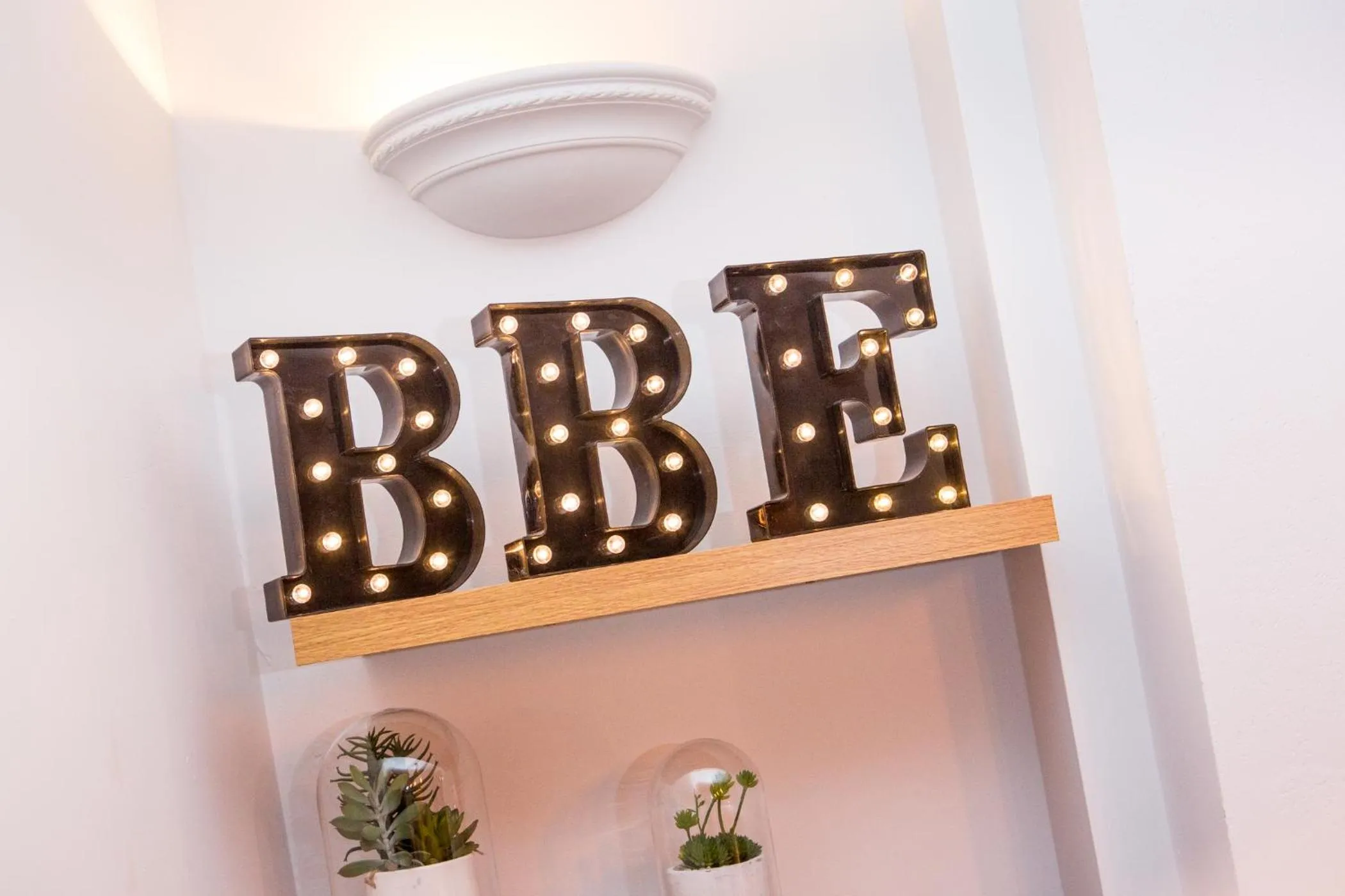 Living room in 43 BBEscapes