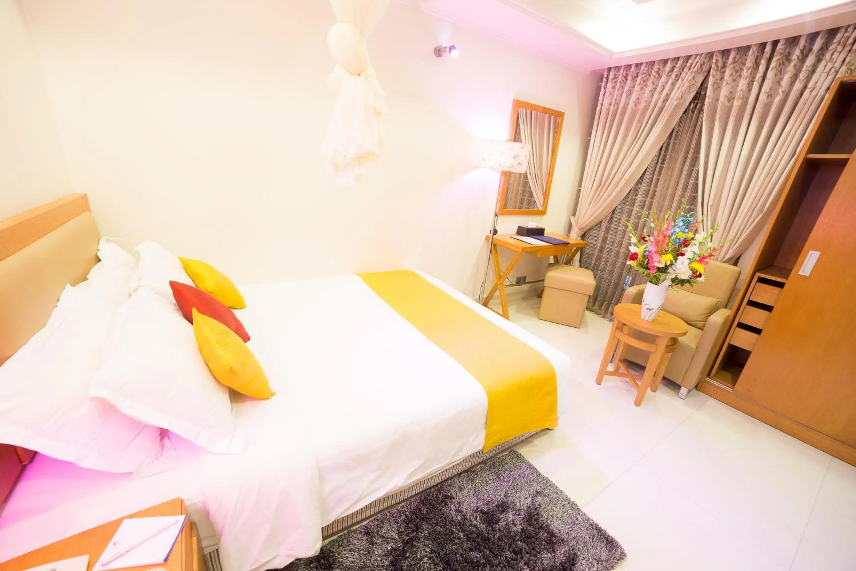 Property building in Nascent Gardenia Luxury Suites Property building in Nascent Gardenia Luxury Suites