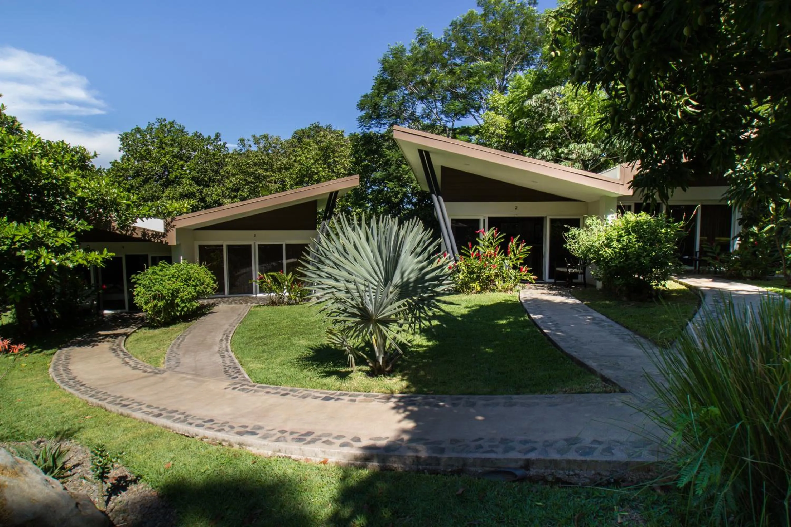 People in Guácima Escondida Hotel Boutique