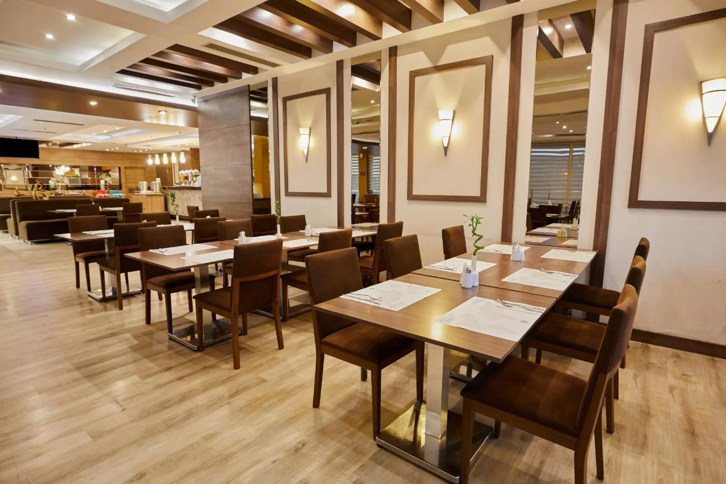 Restaurant/places to eat in Dedeman Park Gaziantep Oteli Restaurant/places to eat in Dedeman Park Gaziantep Oteli