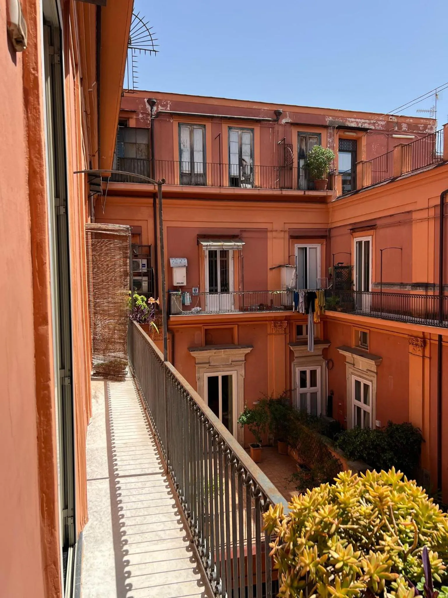 Balcony/Terrace in B&B Ruffo di Bagnara Palazzo Monumentale