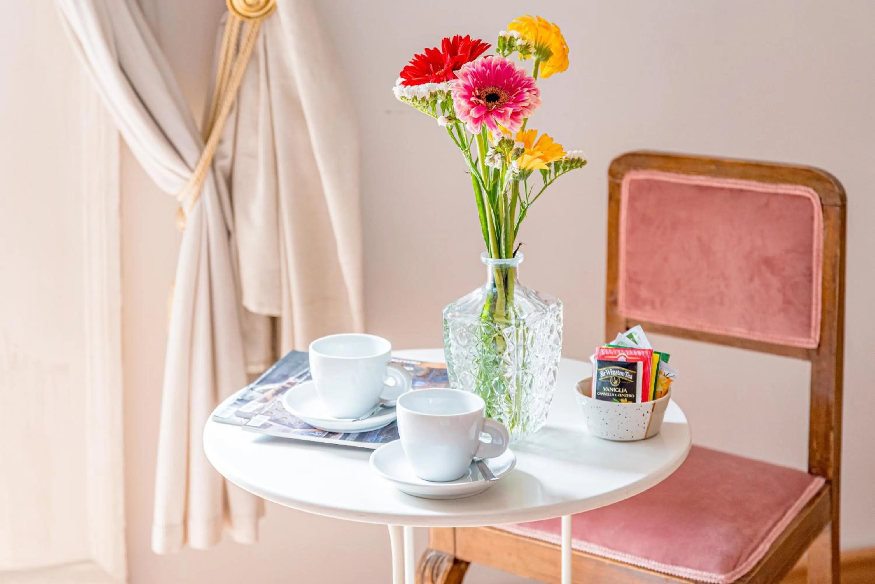 Decorative detail in B&B Ruffo di Bagnara Palazzo Monumentale